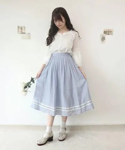 大人フェミニン|パンチングレースベルスリーブトップス