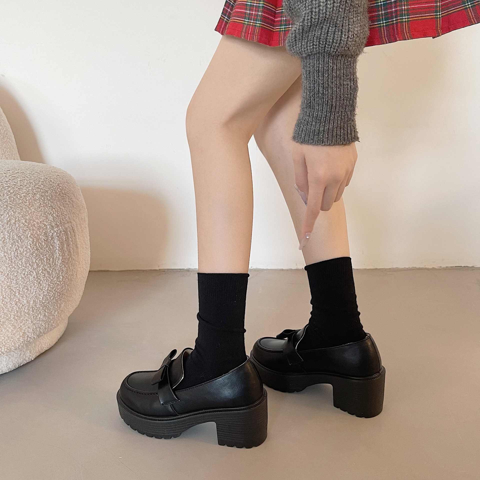 シューズインクローゼット Shoes in Closet -シュークロ- 軽量厚底 ヒールアップ やわらか リボンローファー 6816