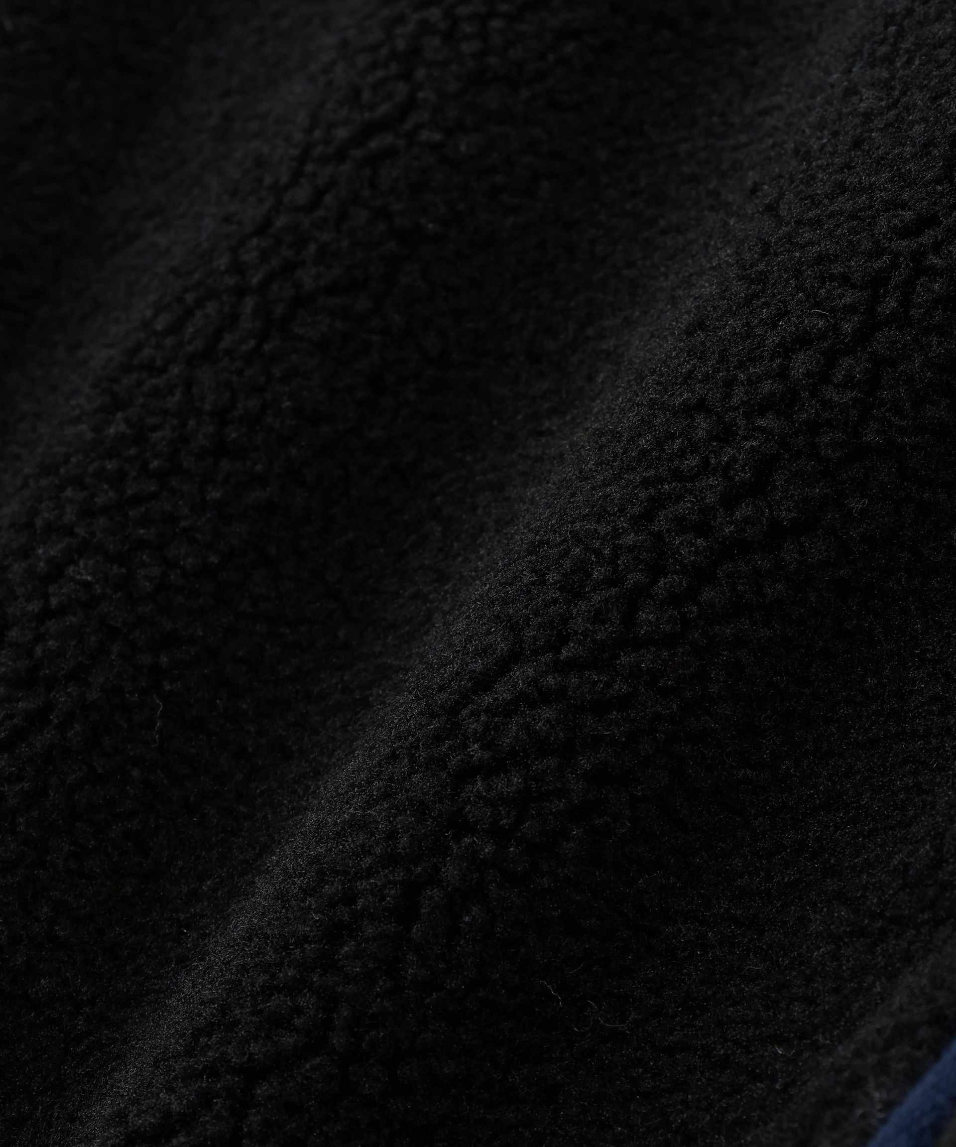 リバーシブルボアダウンブルゾン ダークネイビー×ブラック