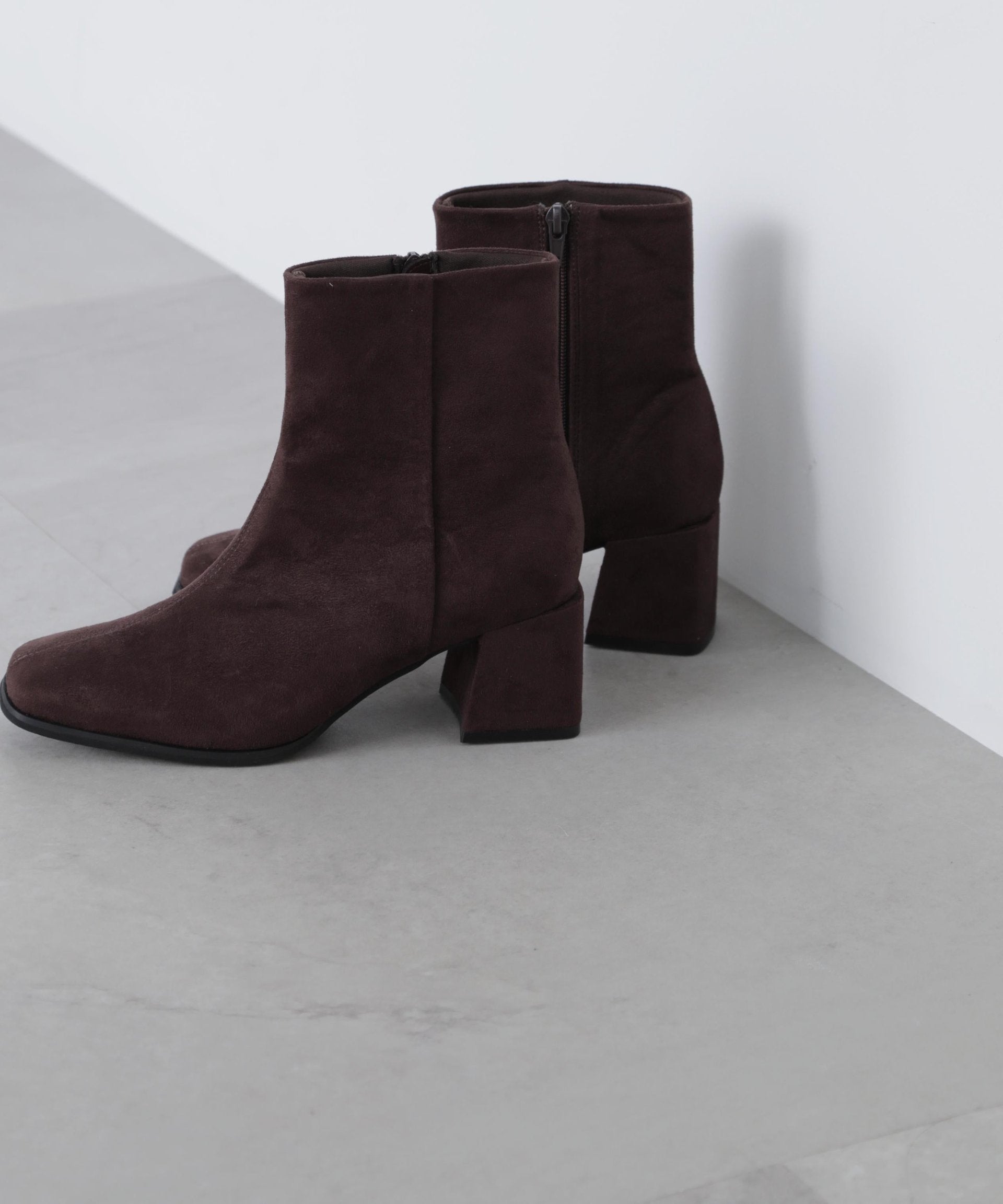 オーバーヒールブーツ ブラウン