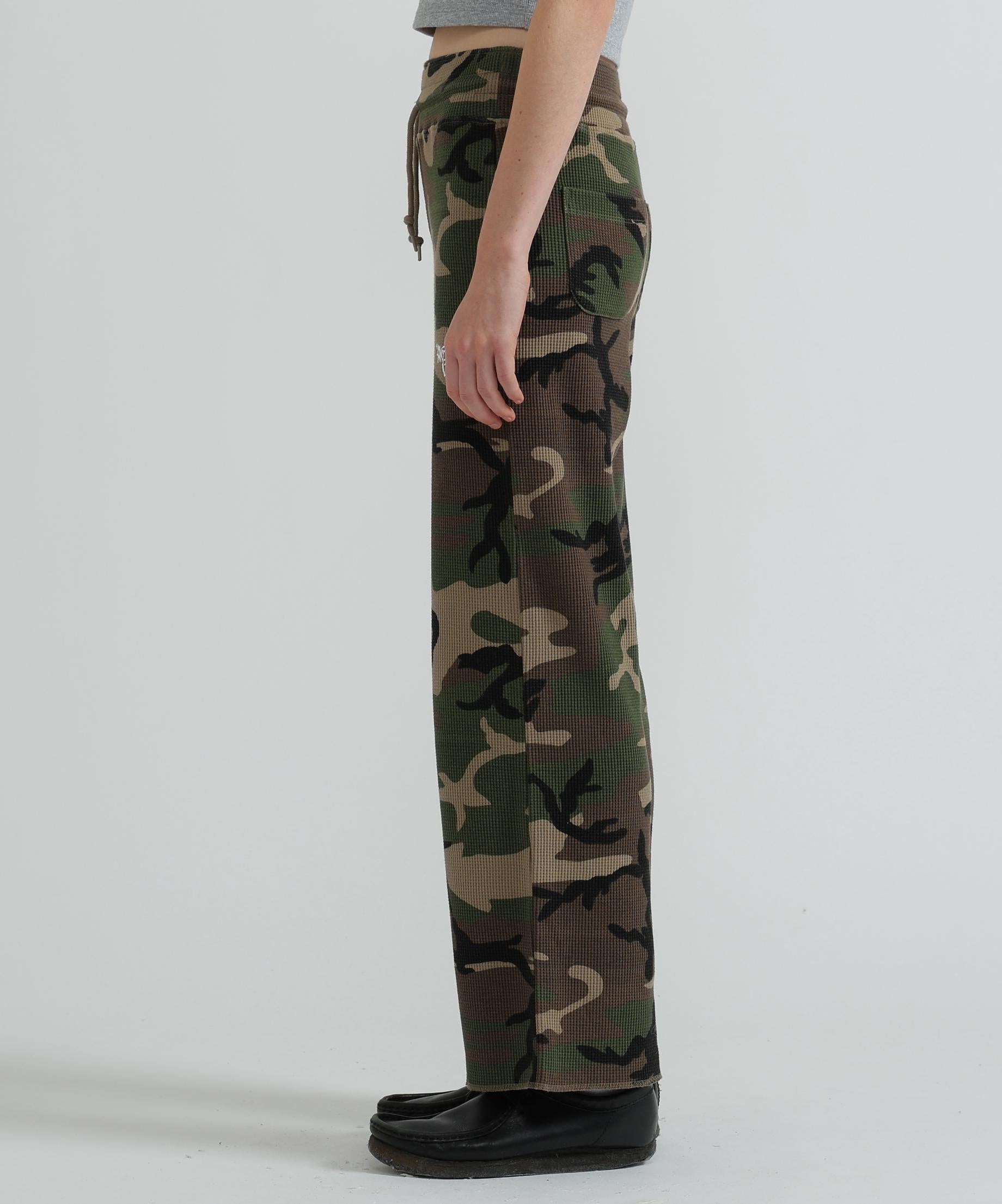 《直営店限定》CAMO WAFFLE PANTS オリーブカモ1