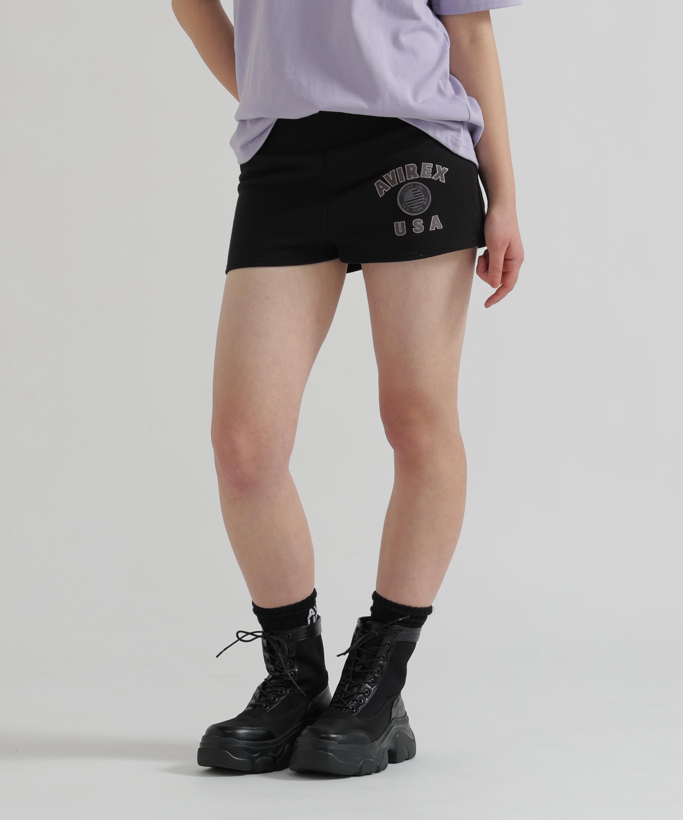 《WOMAN/直営店限定》VARSITY FLAG SHORT PANTS ブラック