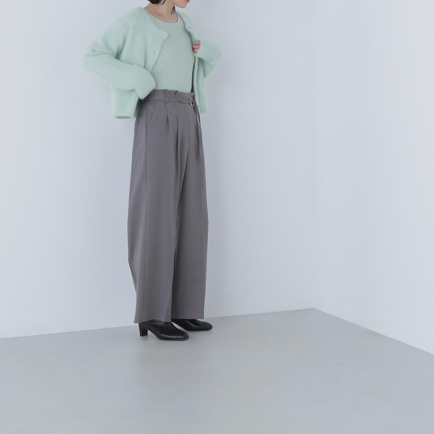 “ふわ&リブ”アンサンブルニット ライトグリーン