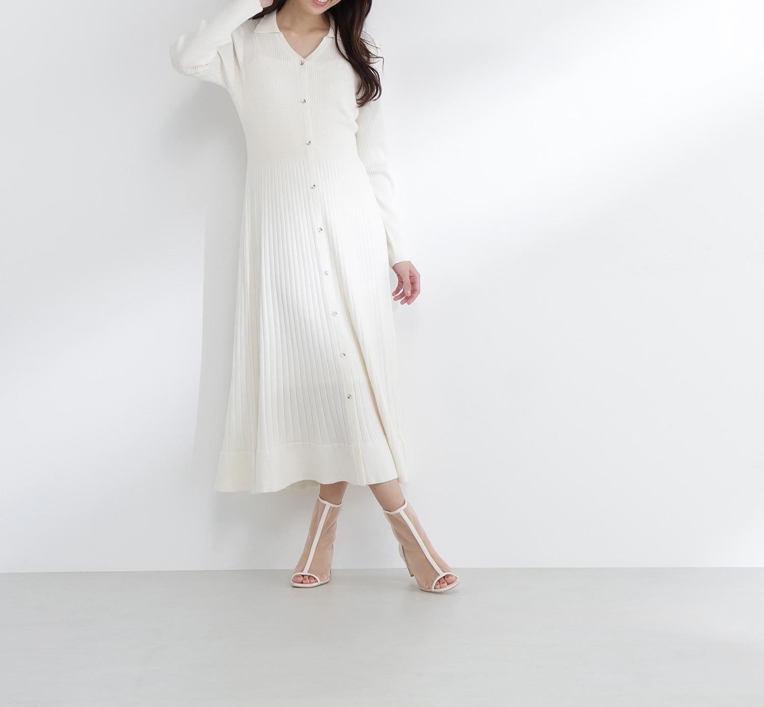 スキッパーリブニットワンピース オフホワイト1