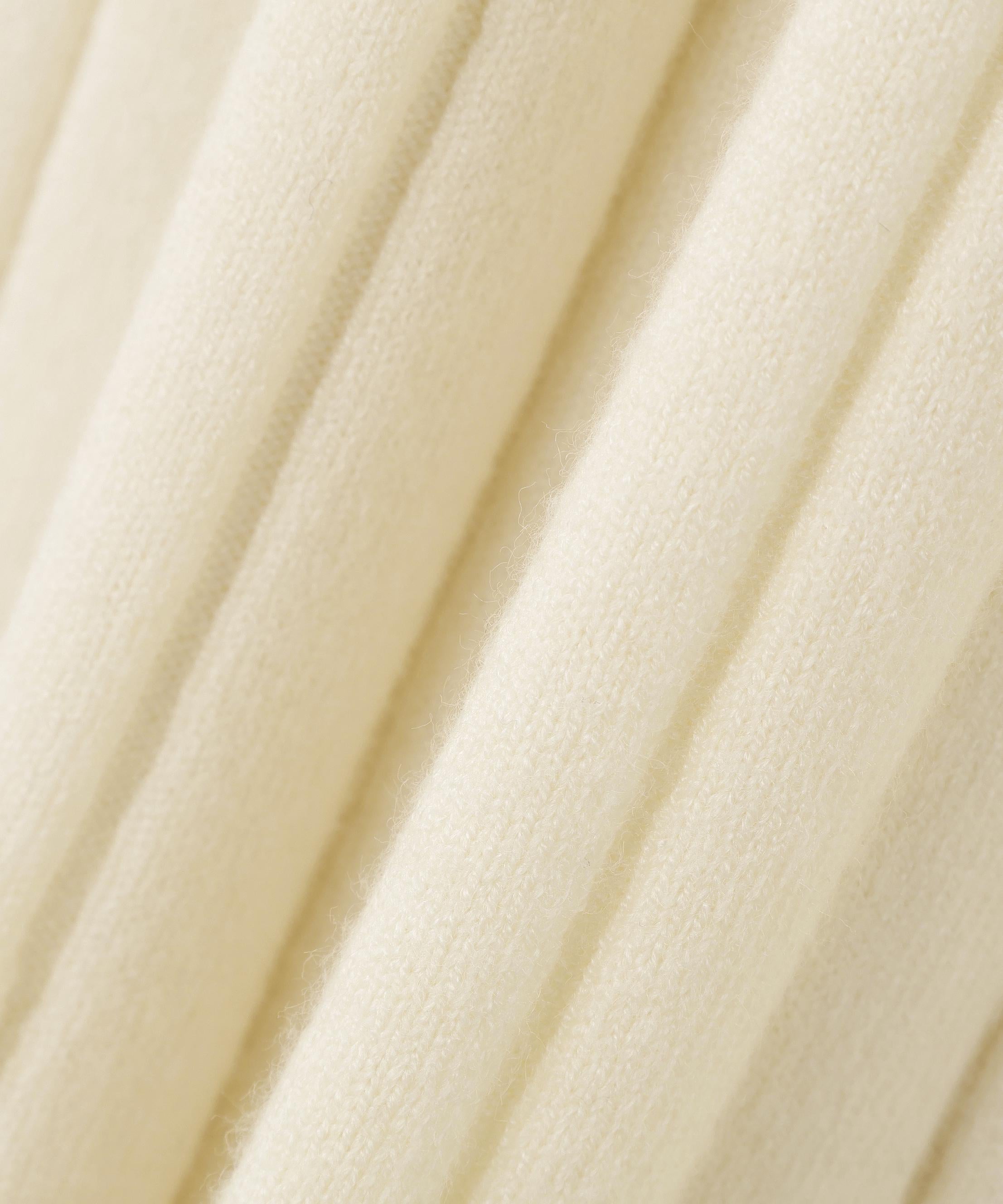 スキッパーリブニットワンピース オフホワイト1