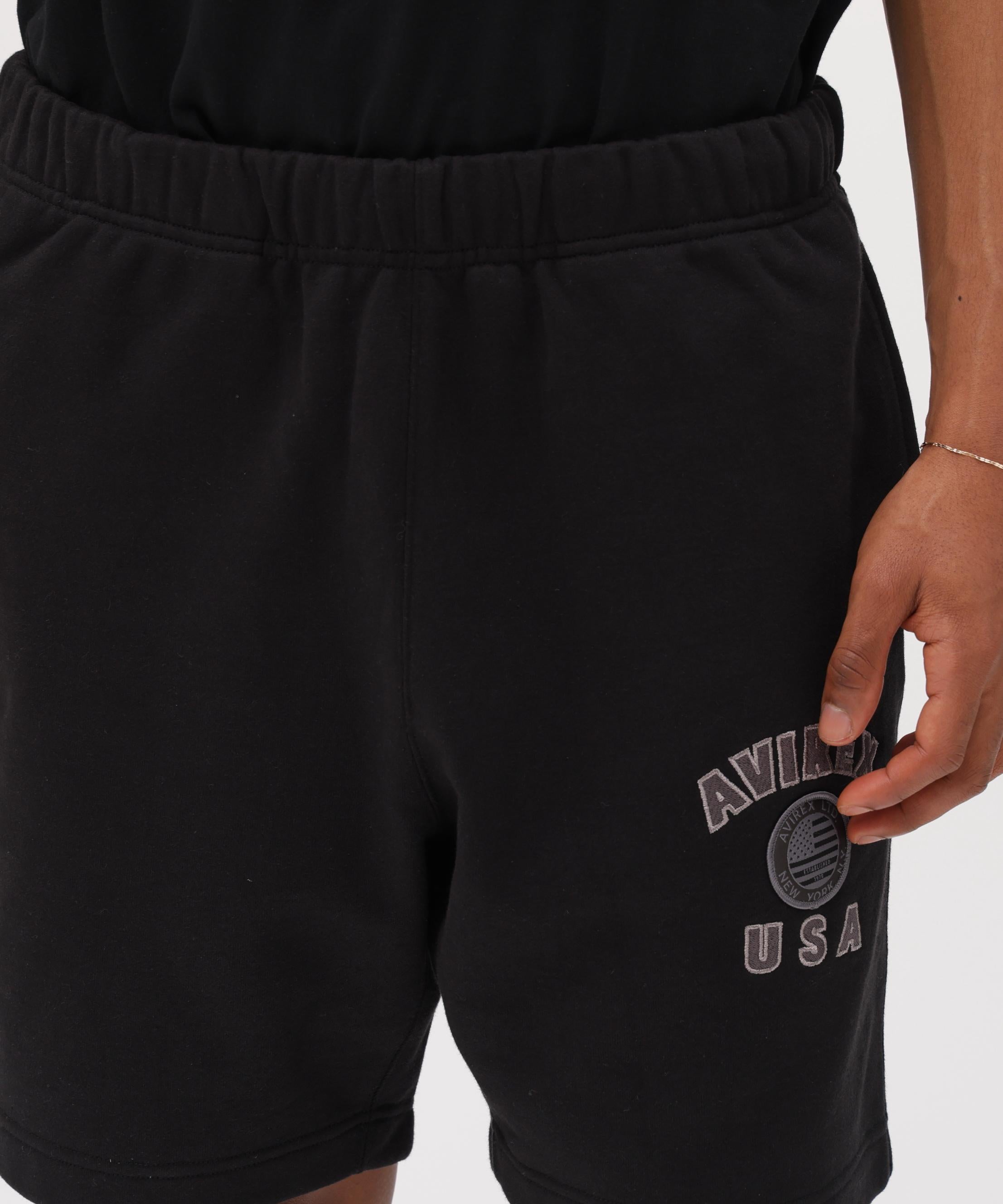 《直営店限定》VARSITY FLAG SWEAT SHORTS ブラック