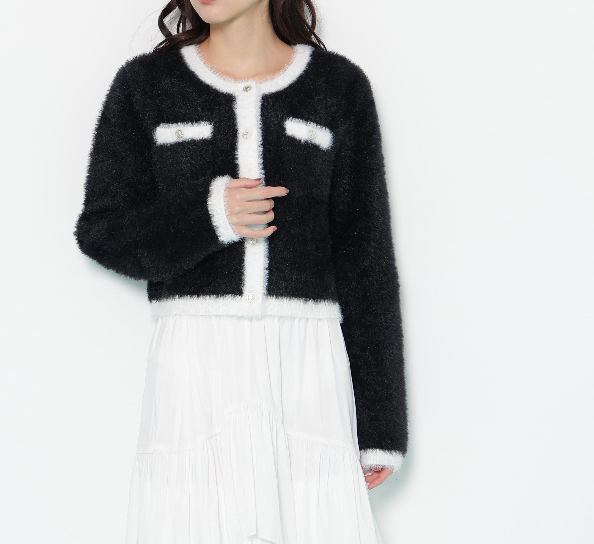 スパンコールフェザーニットジャケット ブラック×ホワイト1