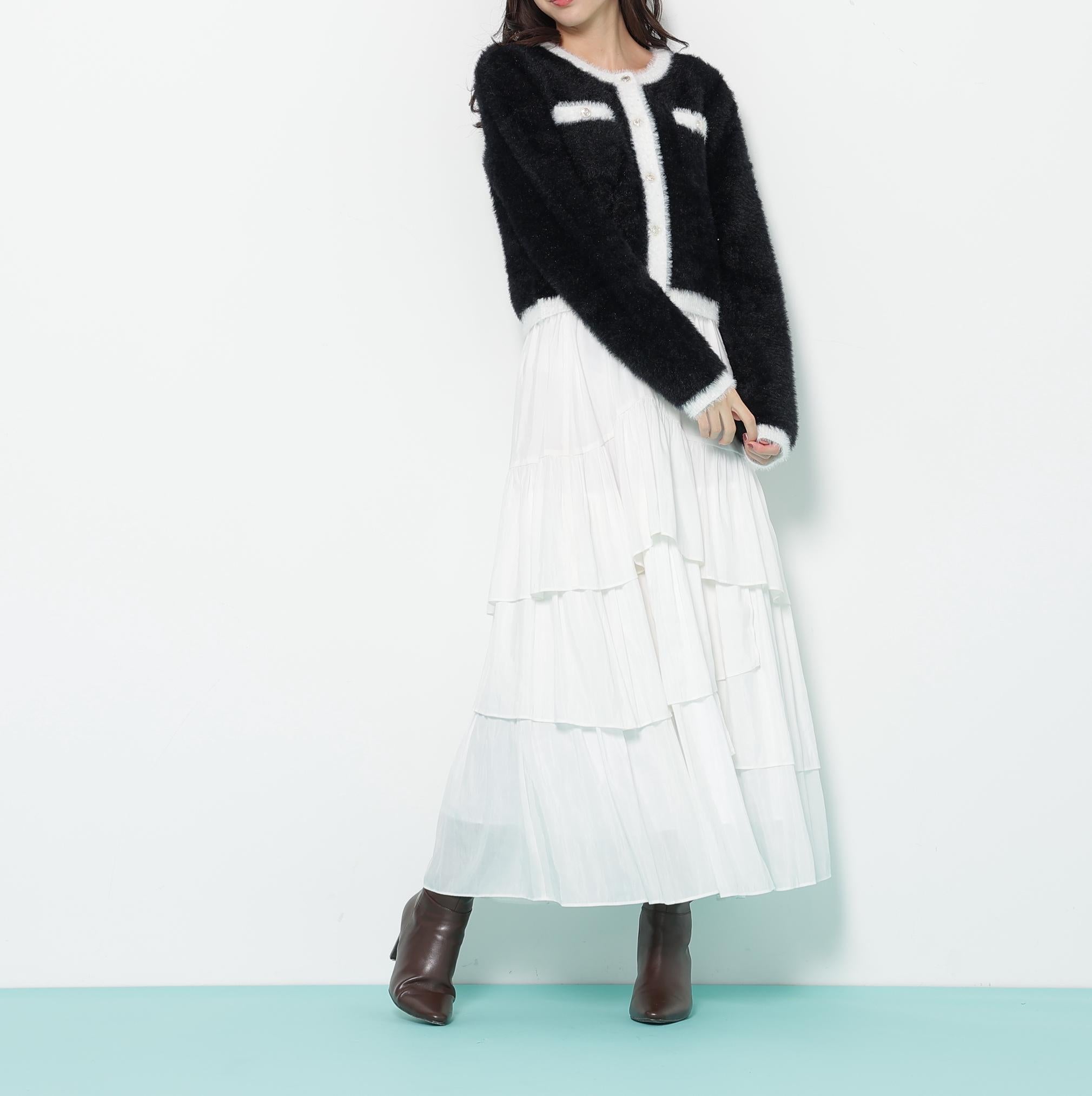 スパンコールフェザーニットジャケット ブラック×ホワイト1