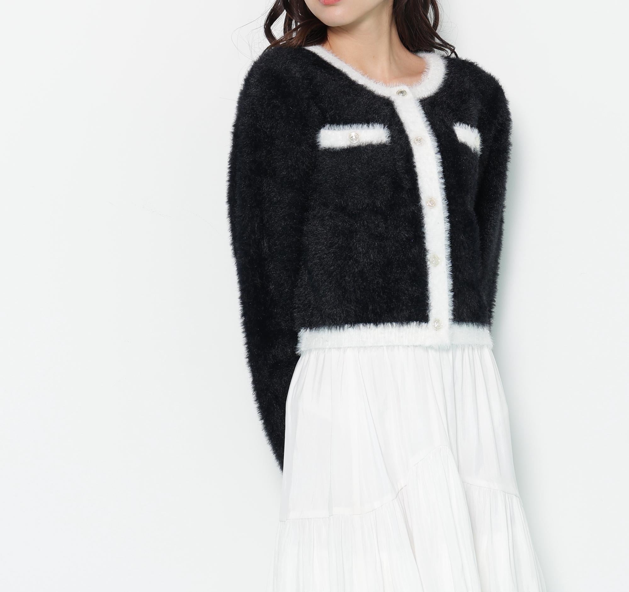 スパンコールフェザーニットジャケット ブラック×ホワイト1