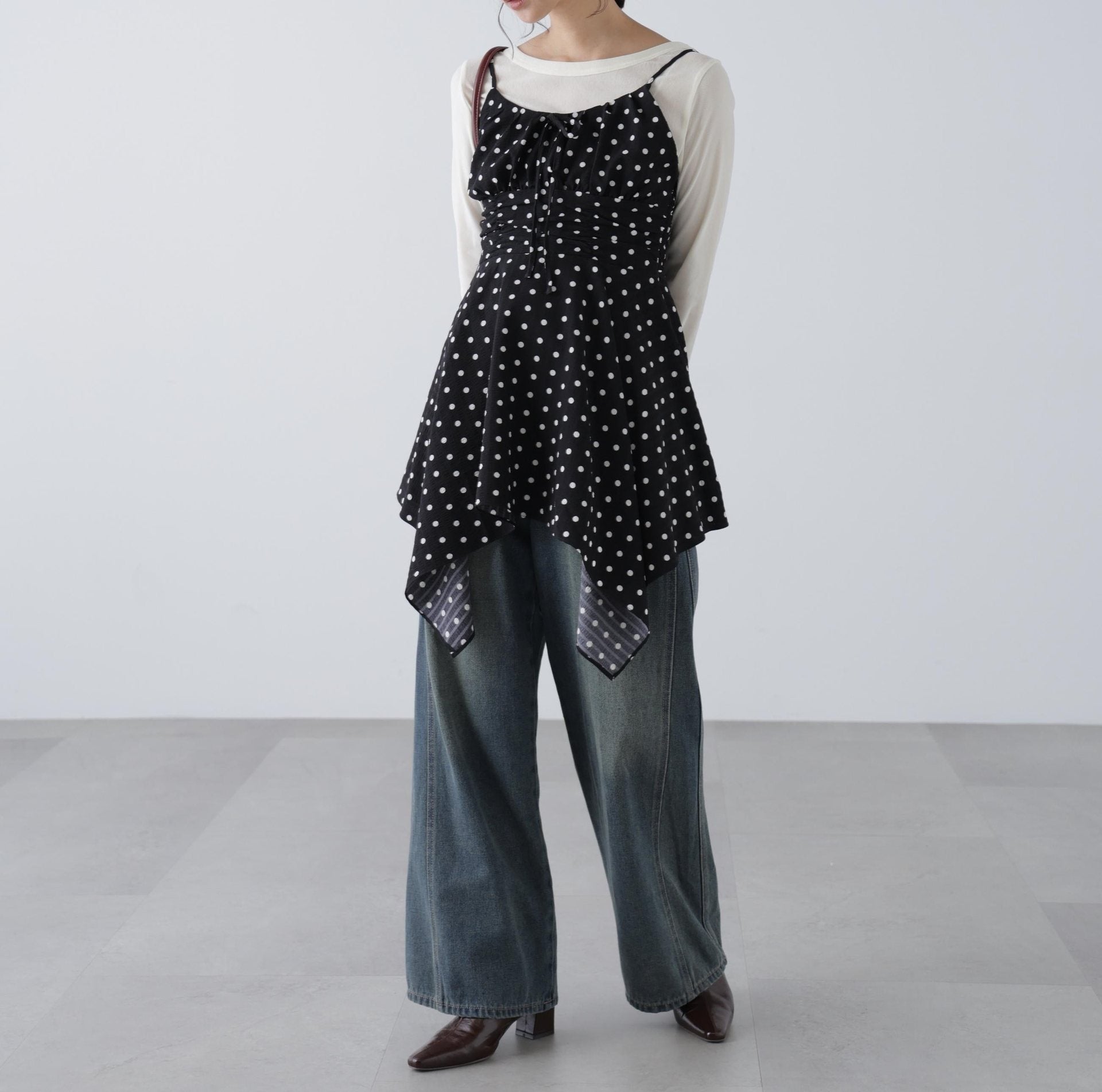 イレヘムチュニックキャミワンピース ブラックベースドット1