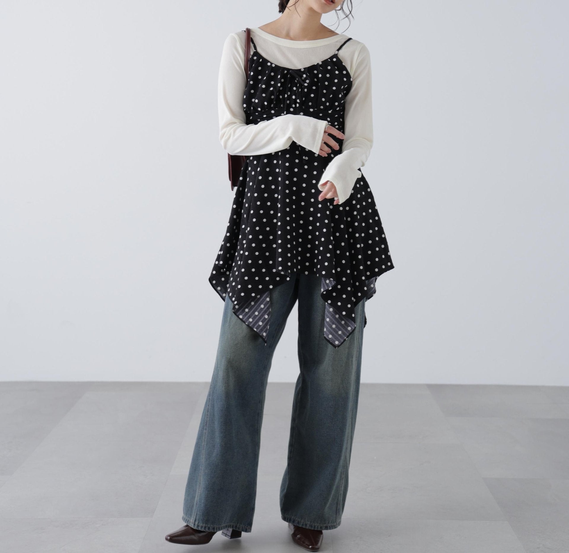 イレヘムチュニックキャミワンピース ブラックベースドット1