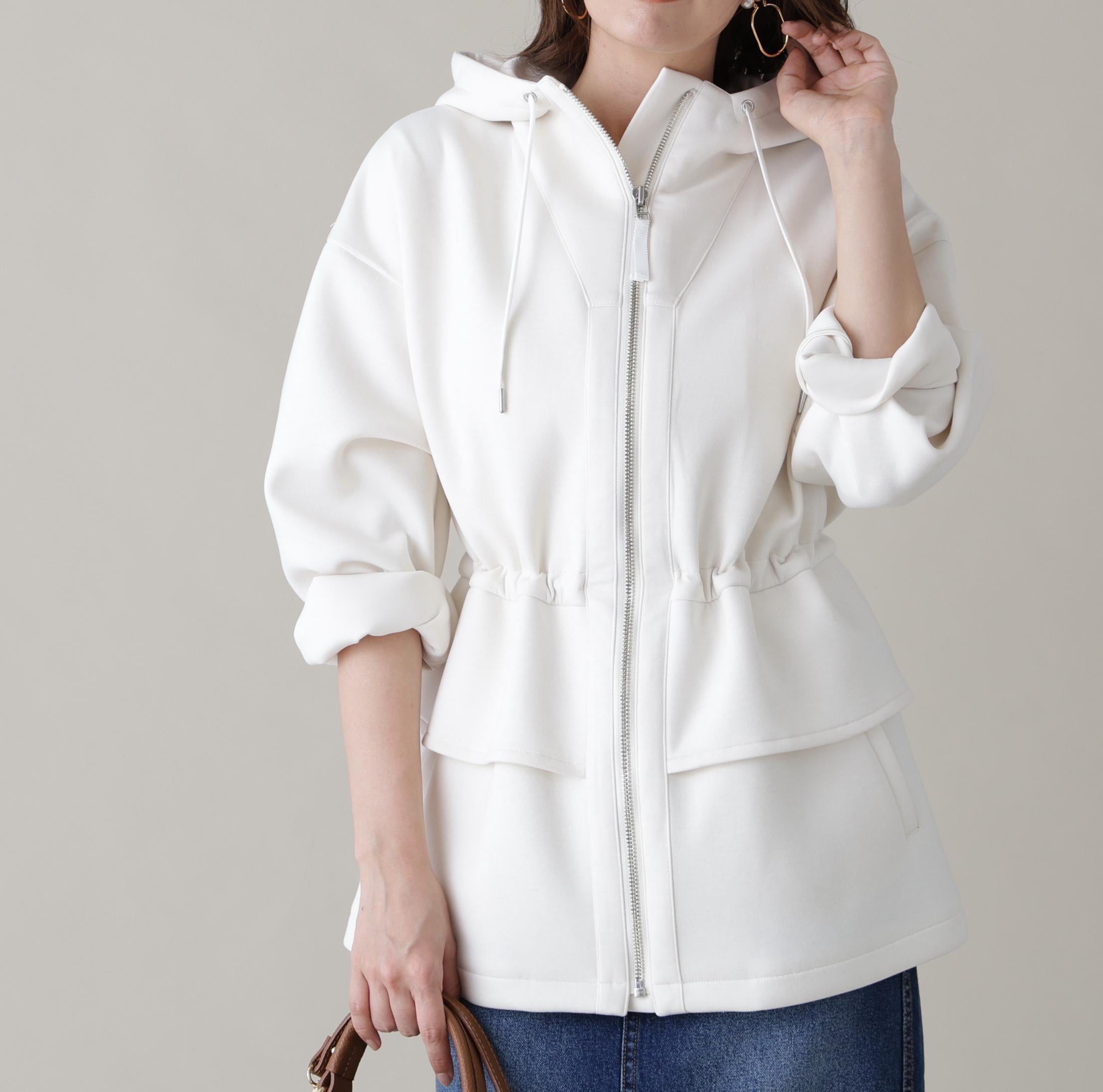 ウエストフレアダンボールフーディー エクリュ1