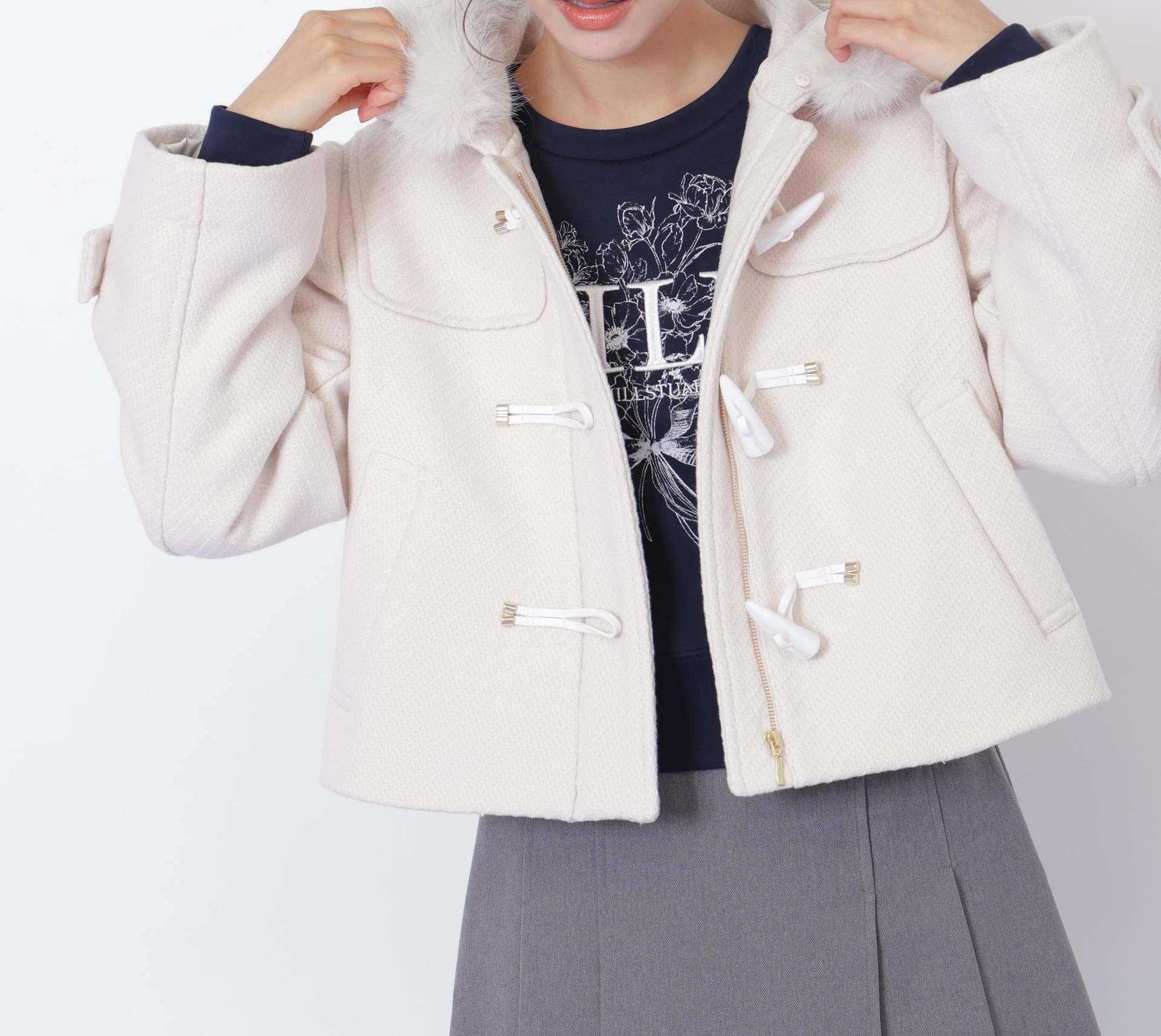 フェイクファー付ショートダッフルコート エクリュ