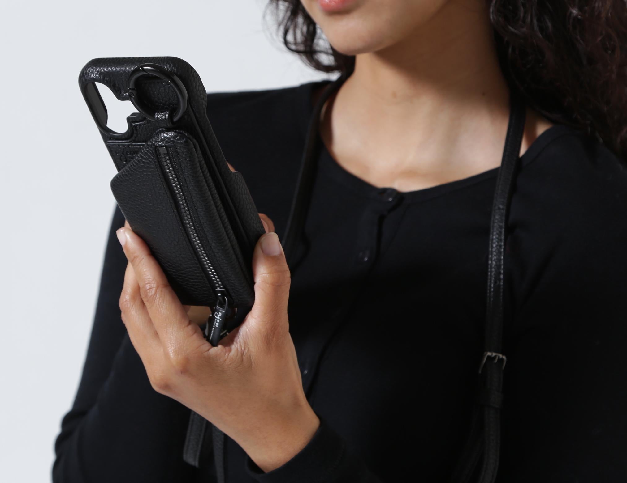 ajew/エジュー/別注iPhone16/16Pro/17/17Pro ブラック