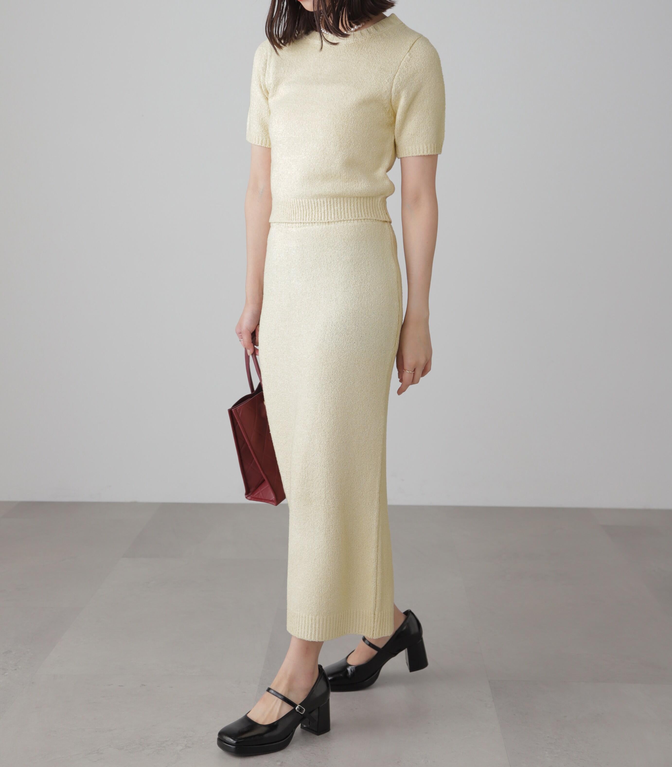 コンパクト半袖ニット×ニットナロースカート オフホワイト
