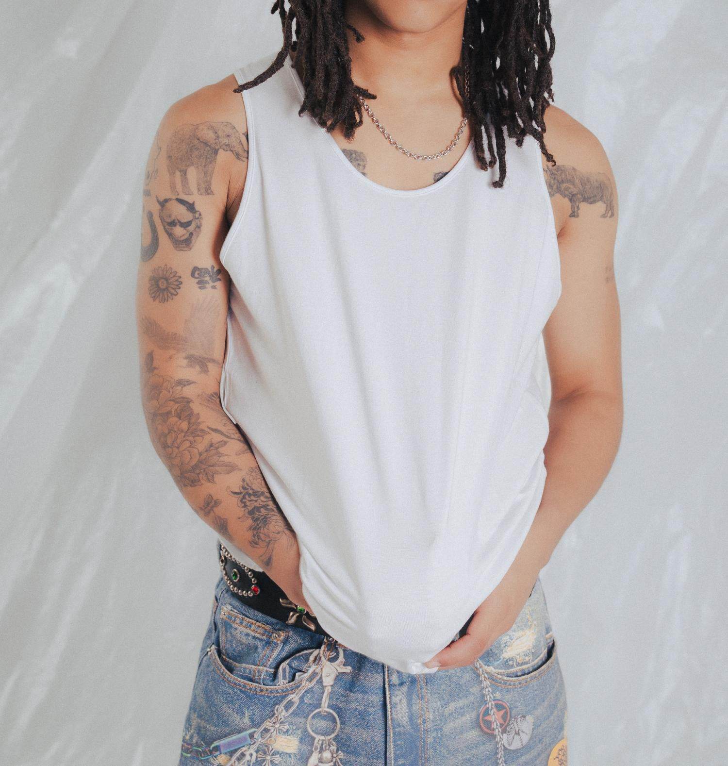 FR(13)NDS/フレンズ/AO TANKTOP ホワイト