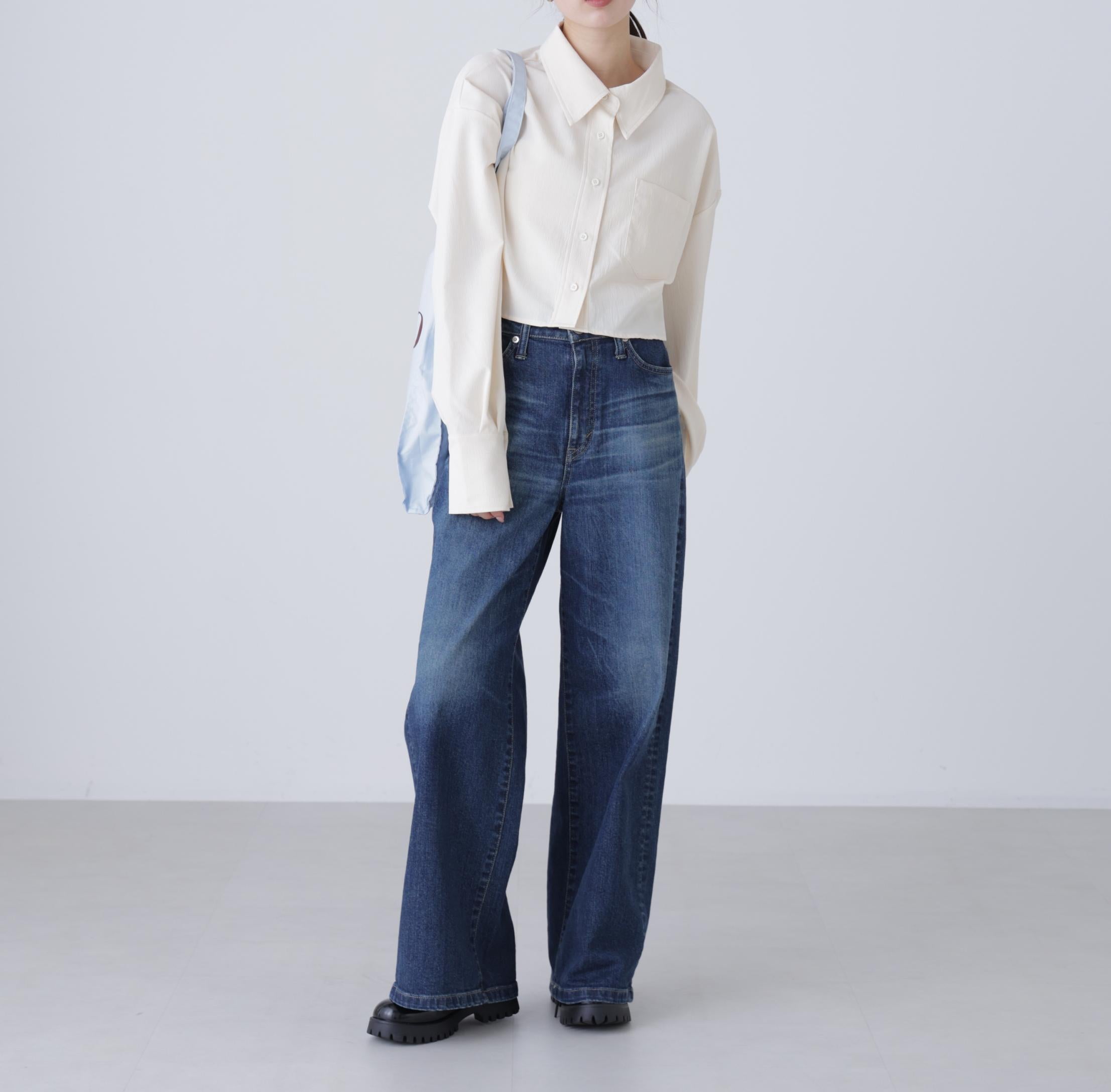 バックレースアップショート丈シャツ オフ