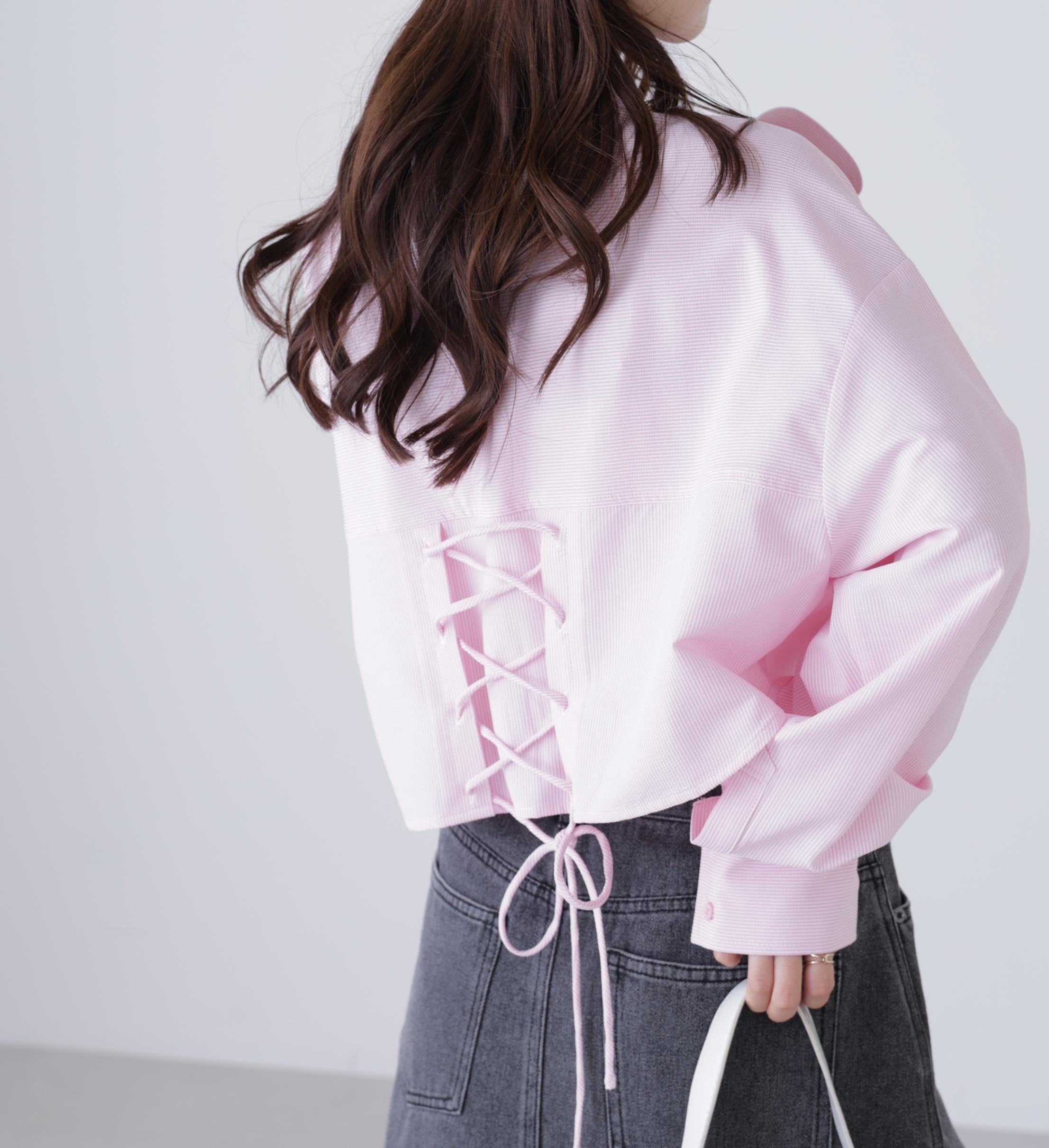 バックレースアップショート丈シャツ ピンクストライプ1