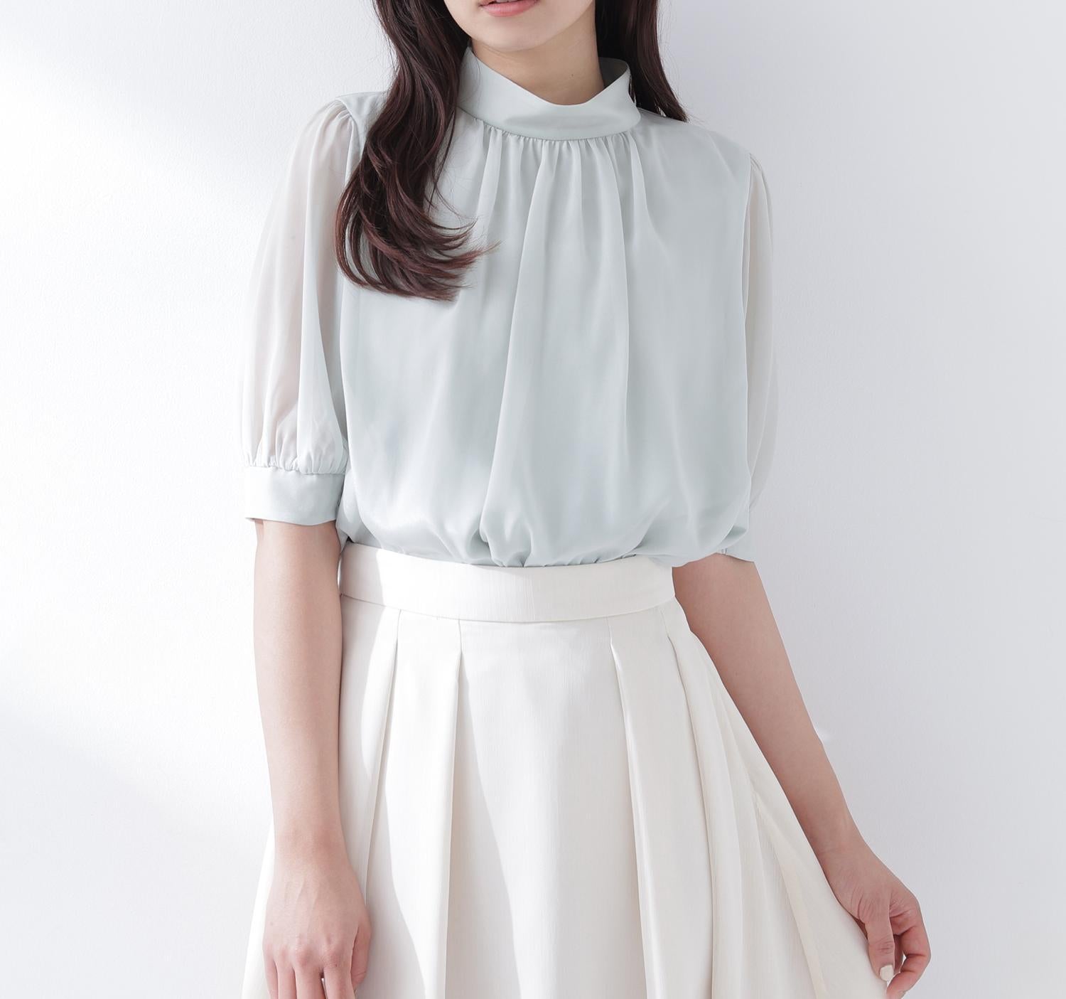 ハイネックシアースリーブブラウス半袖 ライトグリーン