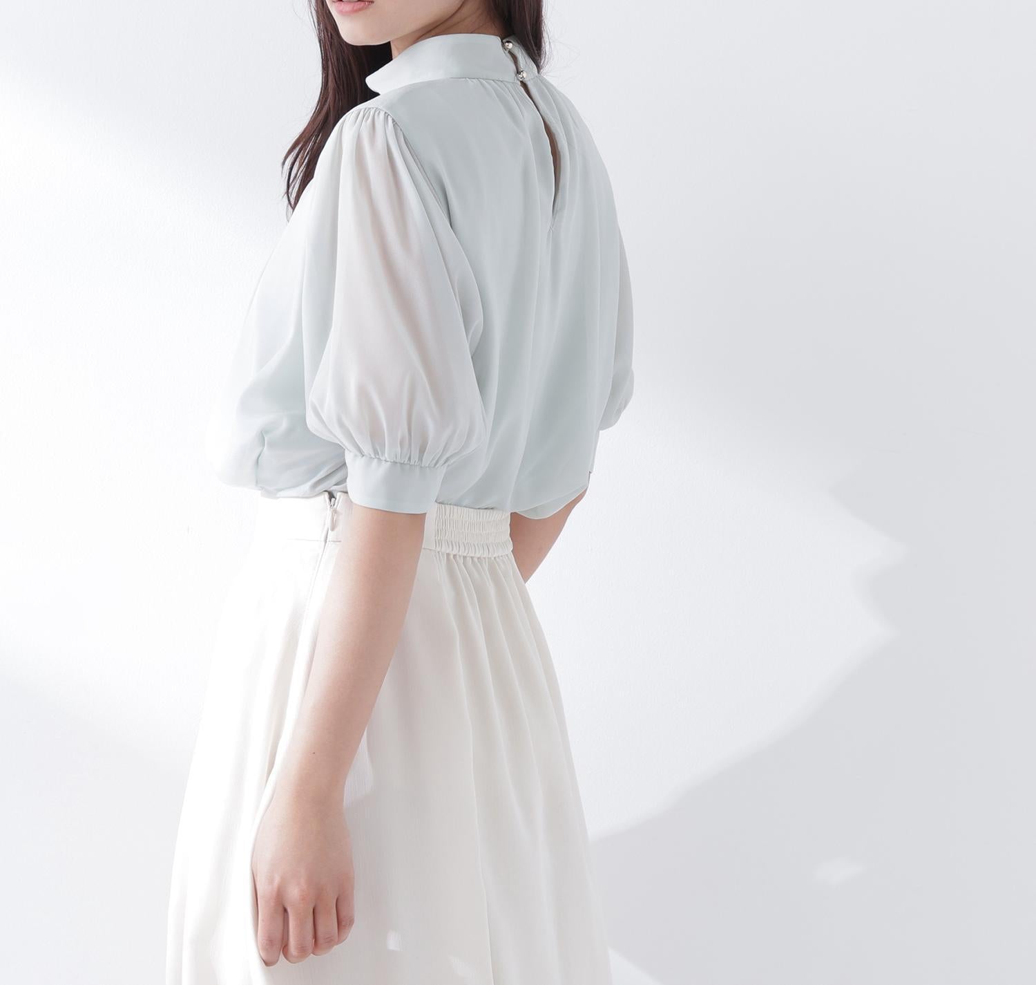 ハイネックシアースリーブブラウス半袖 ライトグリーン