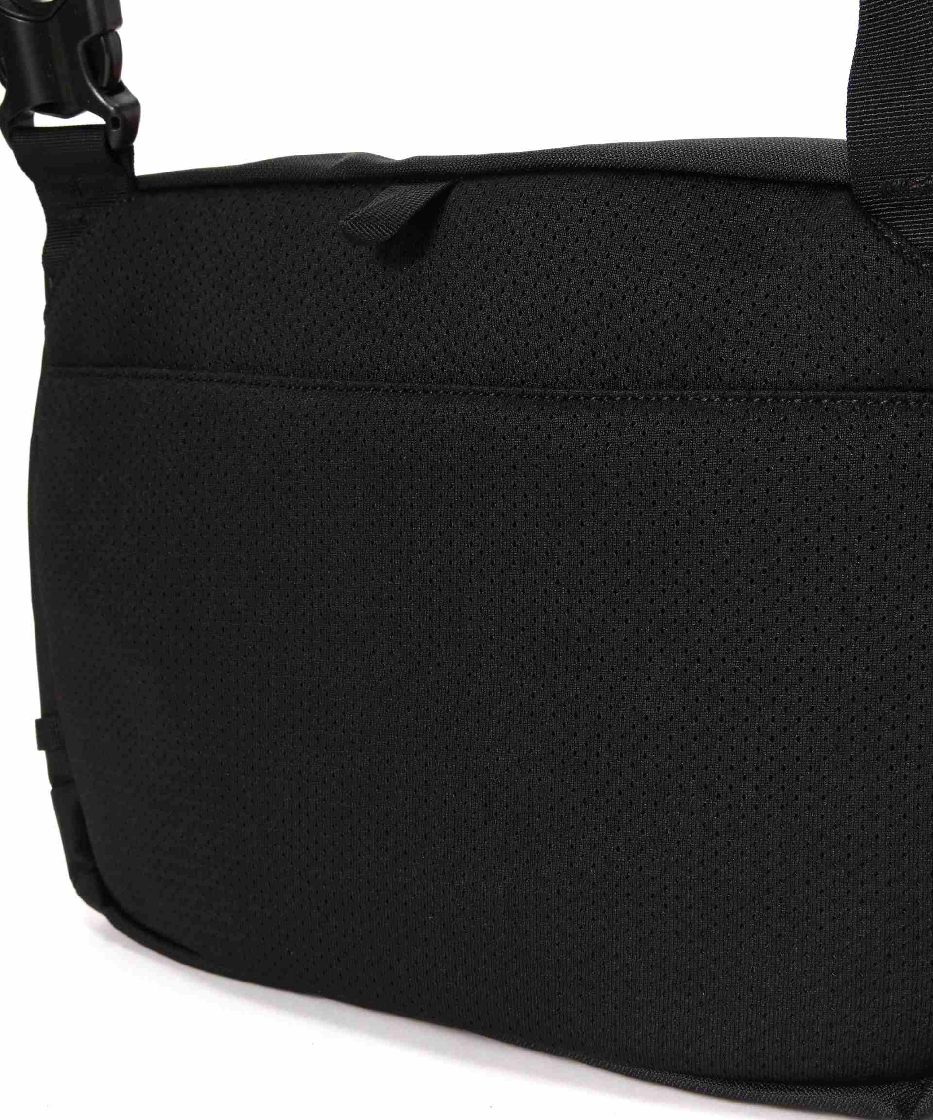 MYSTE>Y >ANCH/ミステリーランチ/DIST>ICT 8/ディストリクト 8 ブラック