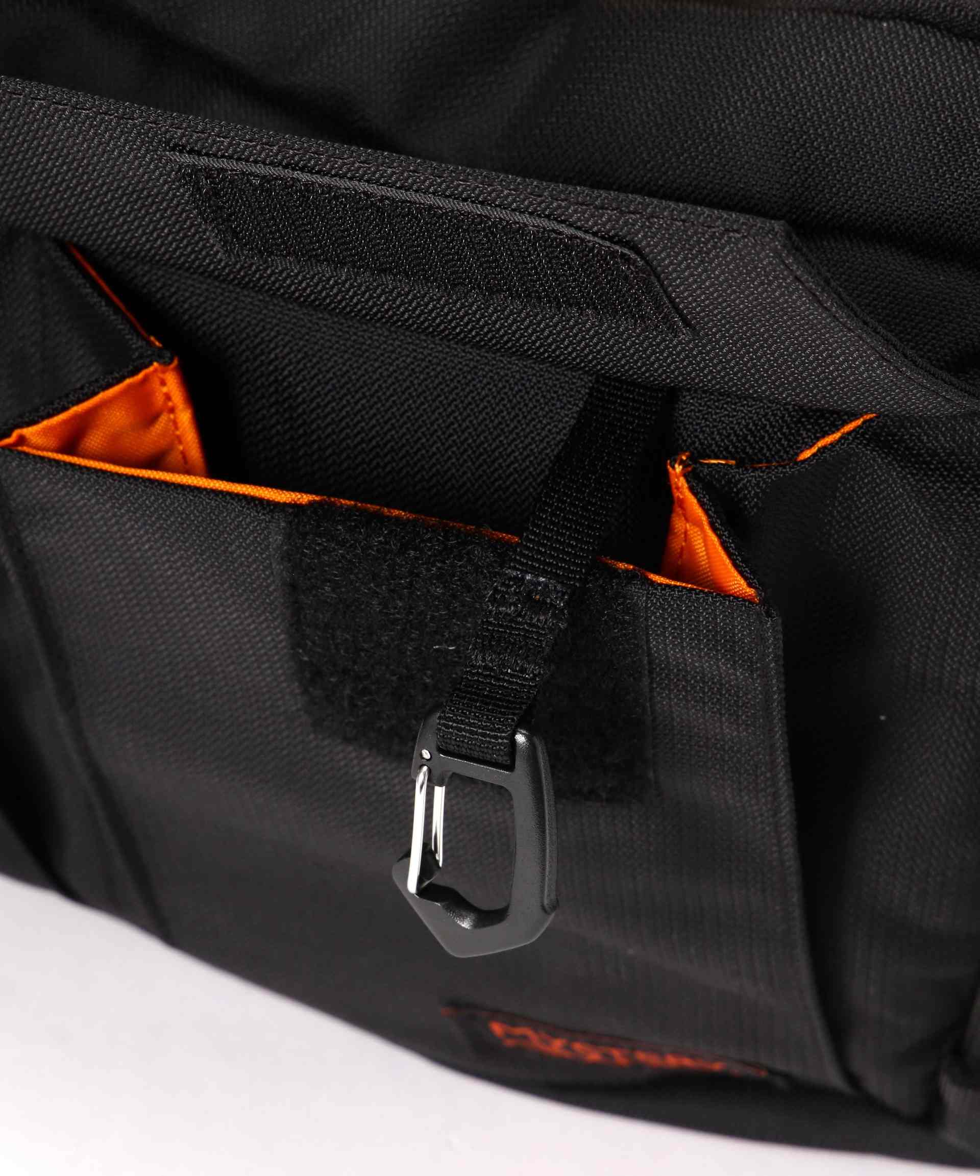 MYSTE>Y >ANCH/ミステリーランチ/DIST>ICT 8/ディストリクト 8 ブラック