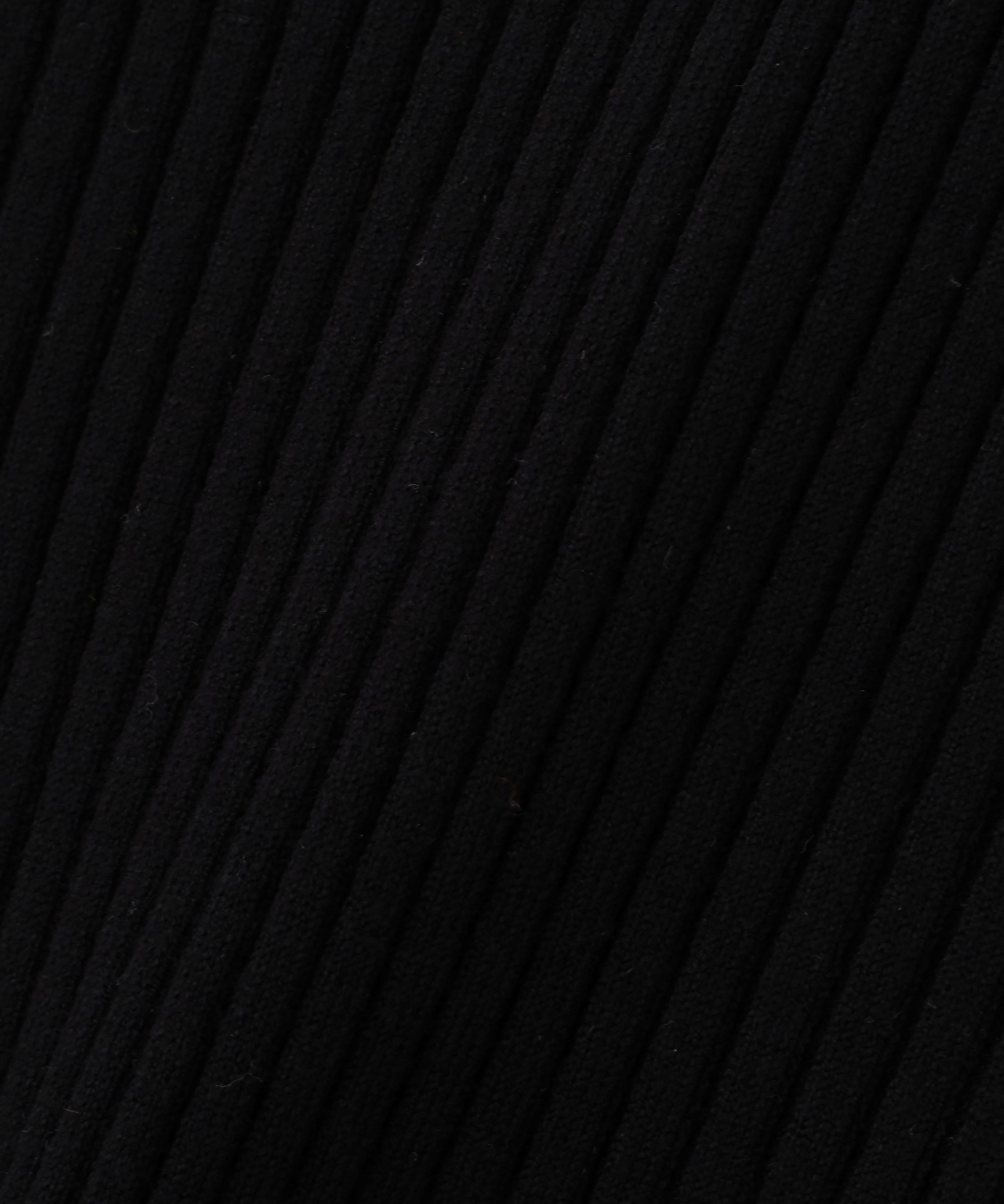 チョーカー付きスクエアニット ブラック1