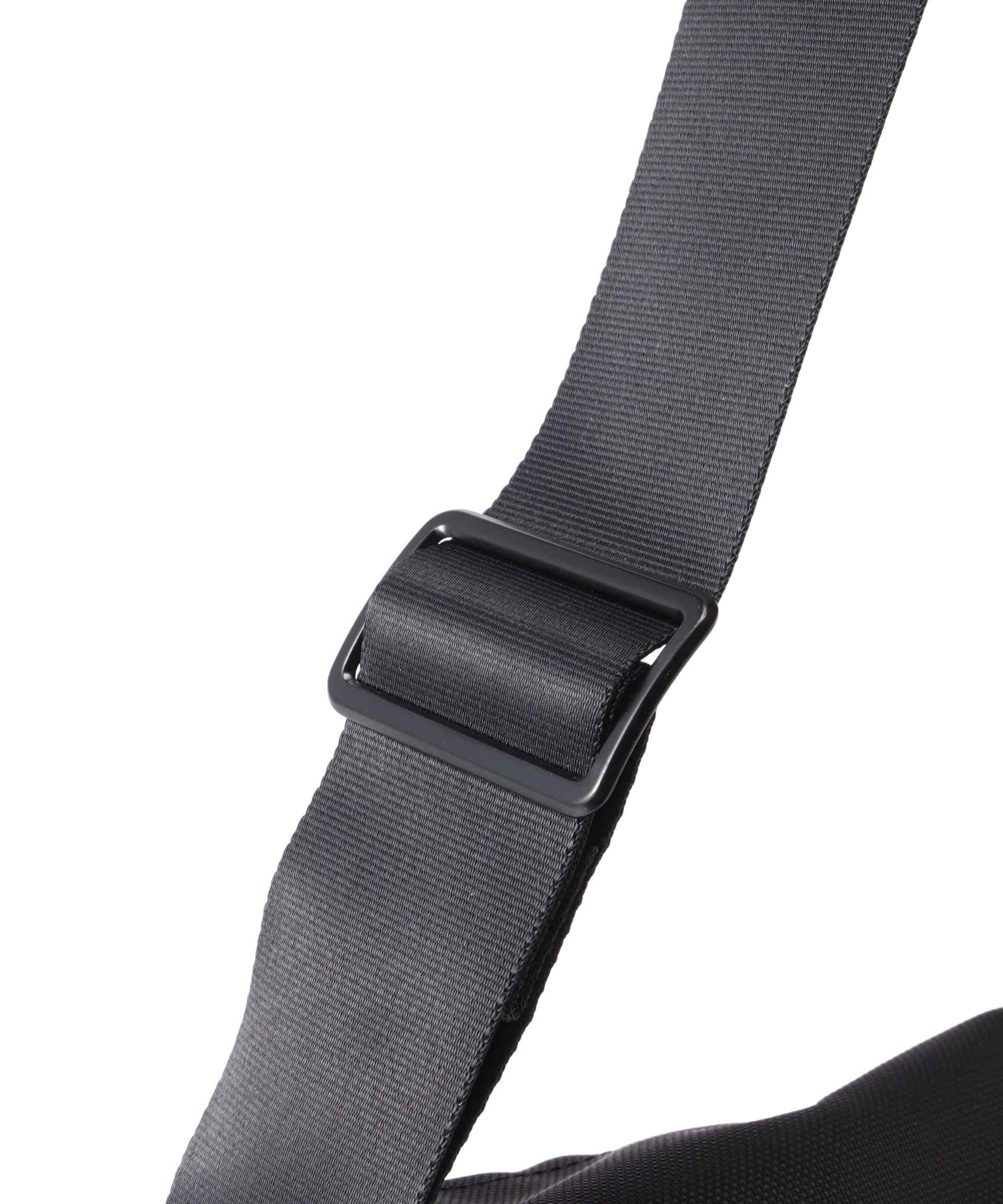 SLOW<スロウallistic ai -Fench amy shoulde ag- ブラック