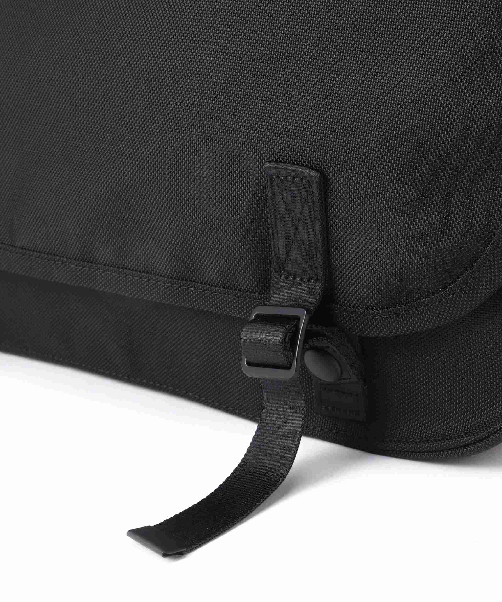 SLOW<スロウallistic ai -Fench amy shoulde ag- ブラック