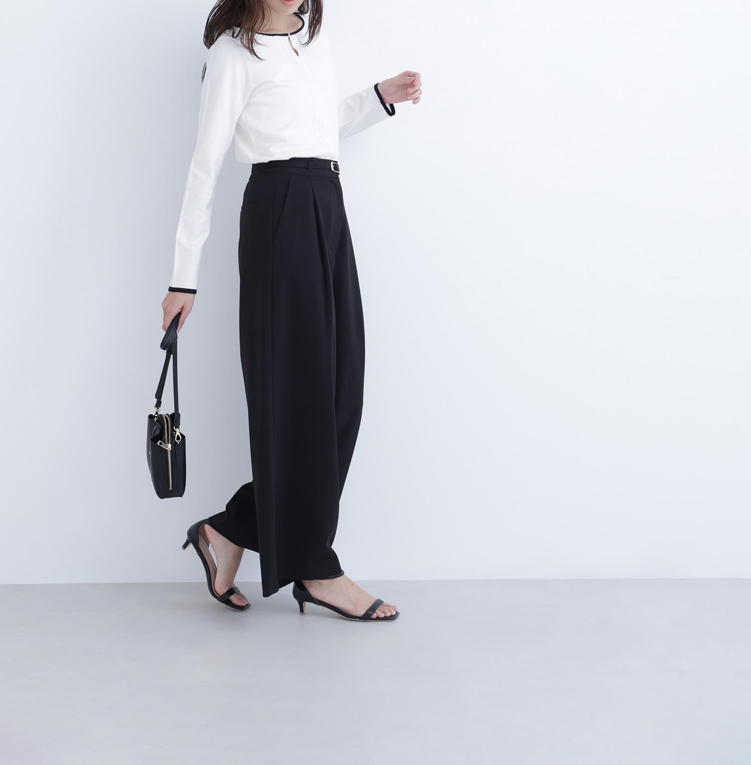 バイカラーフロントタックニット オフホワイト系2