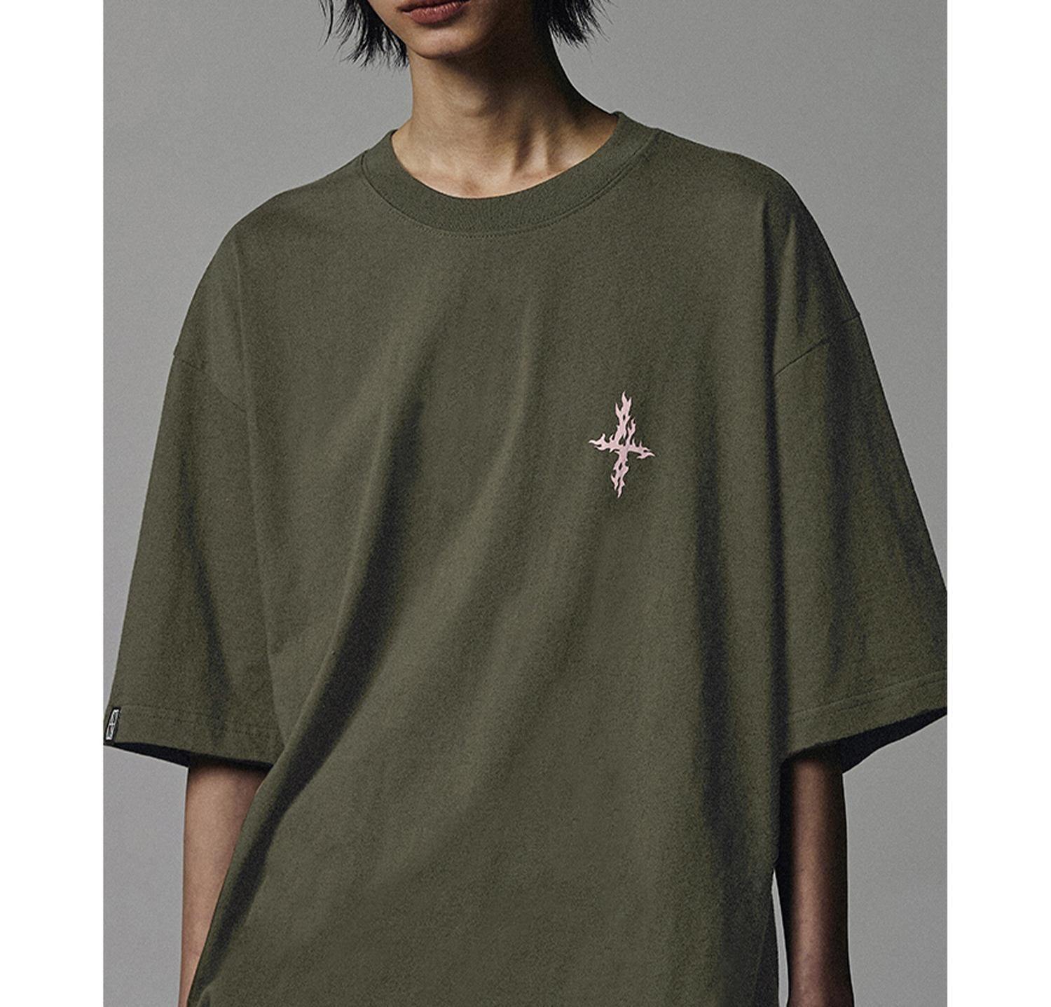 NOT4NE>D/ノットフォーナード/FLAME 4 SYMROL T-SHI>TS カーキ