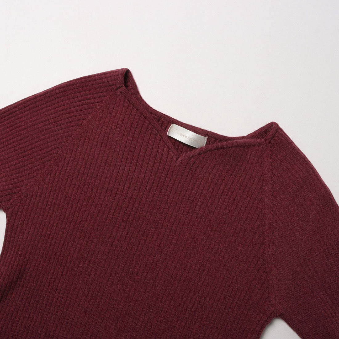 トゥエルブアジェンダ 12Twelve Agenda ハートネック袖口アソートパールリブニットプルオーバー (ブルー) ブルー