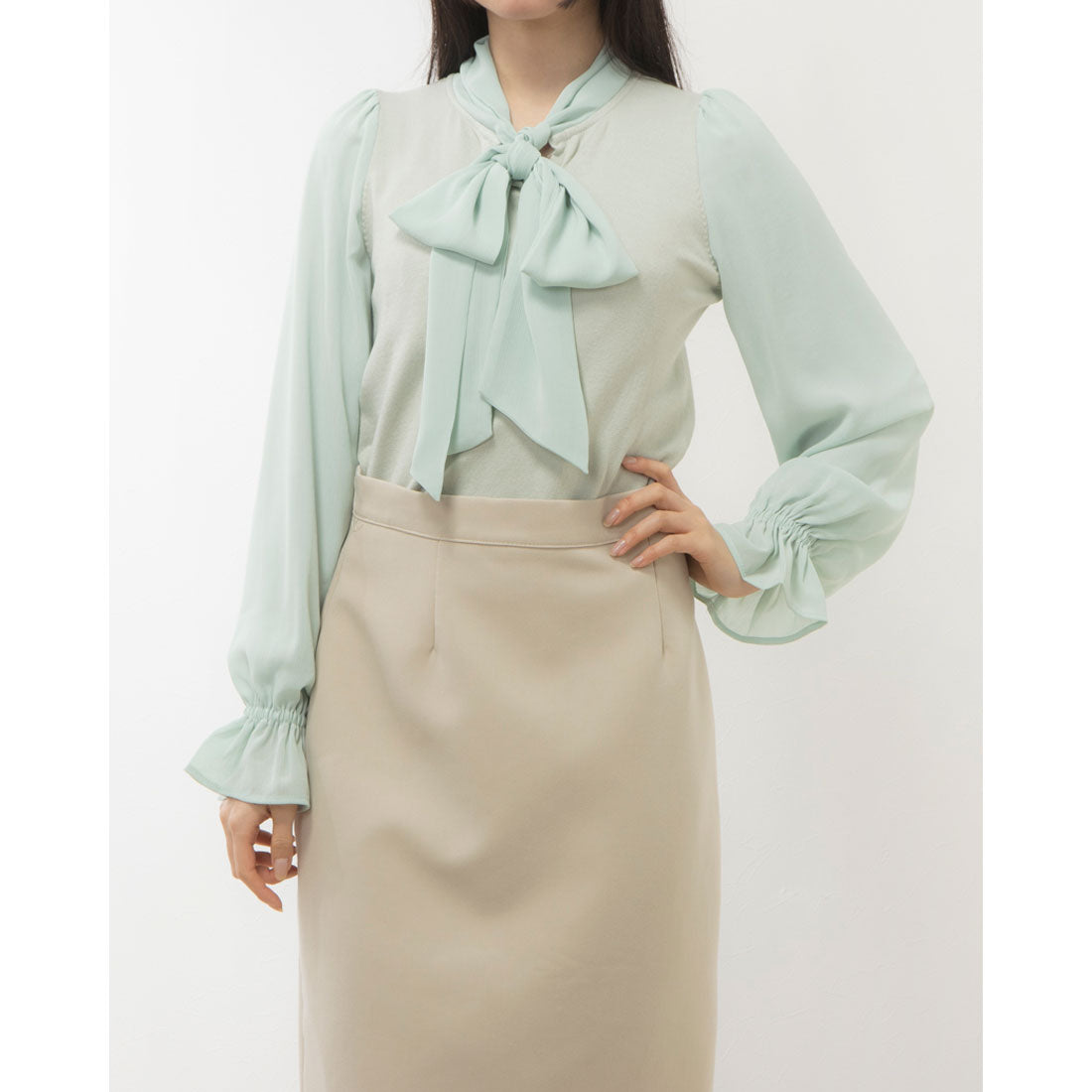 Twelve Agenda 12Twelve Agenda Mixed Material Ribbon Tie & Sleeve Knit Pullover