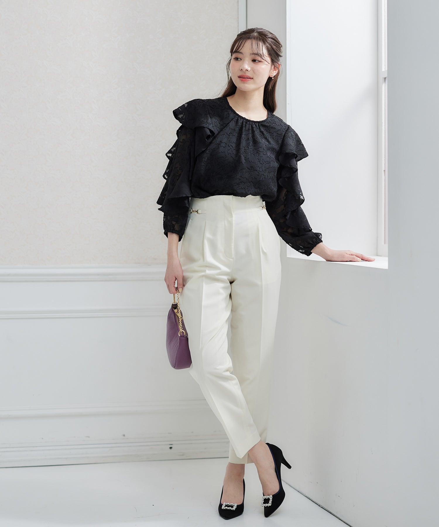 12Twelve Agenda Floral Jacquard Ruffle Sleeve Blouse