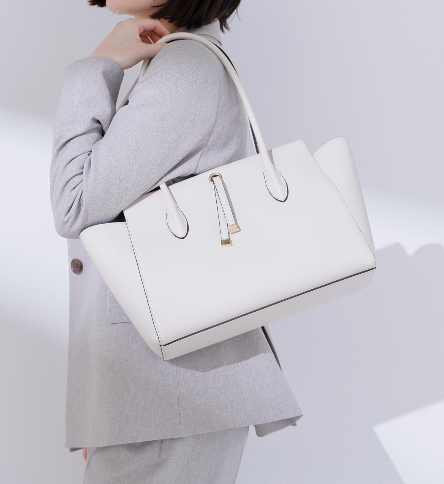 バトーシェイプトートバッグ オフ1