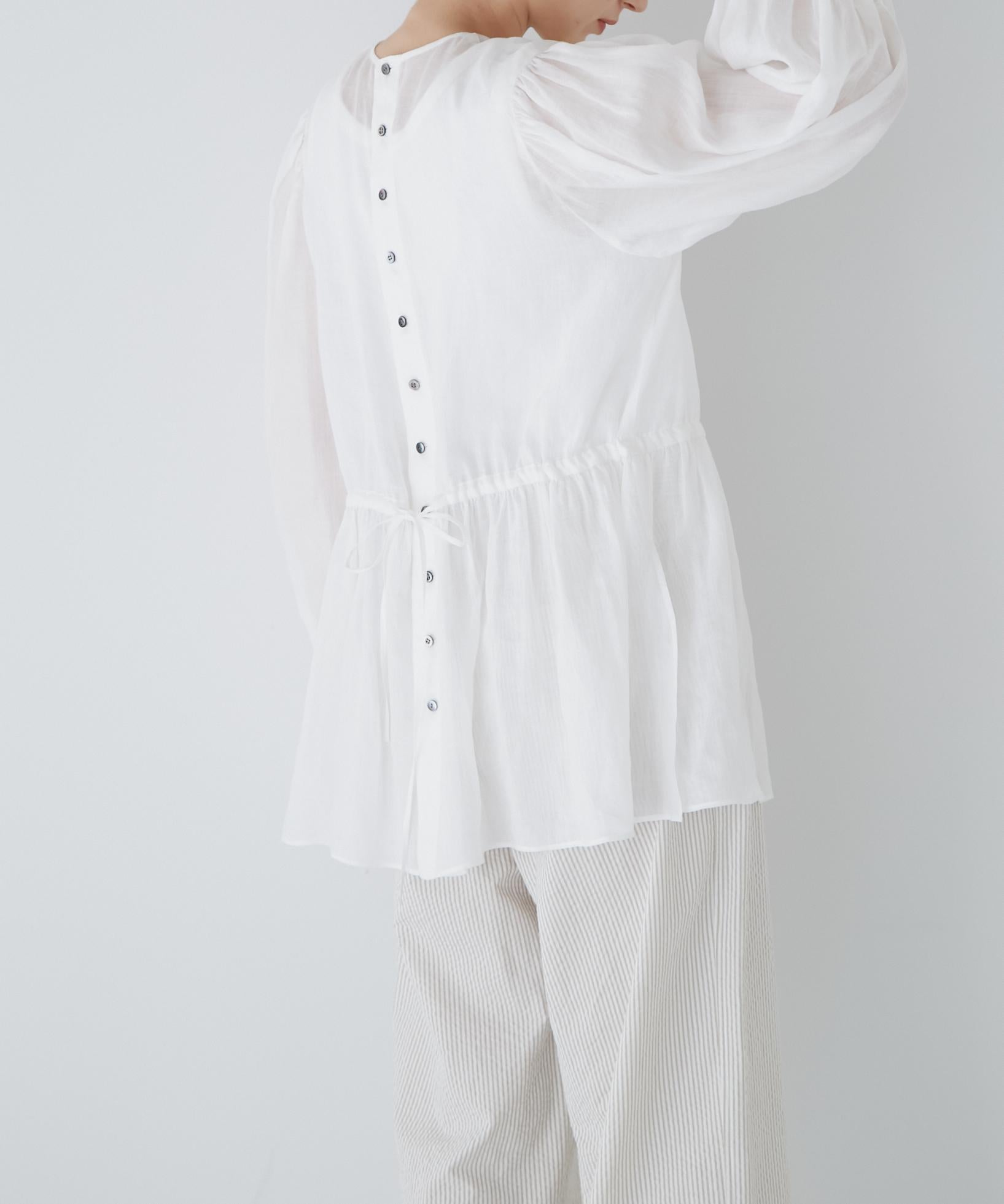 菊池亜希子×LEE×hwコラボボリュームブラウス(オフィシャルサイト限定”丈長めあり”) ホワイト