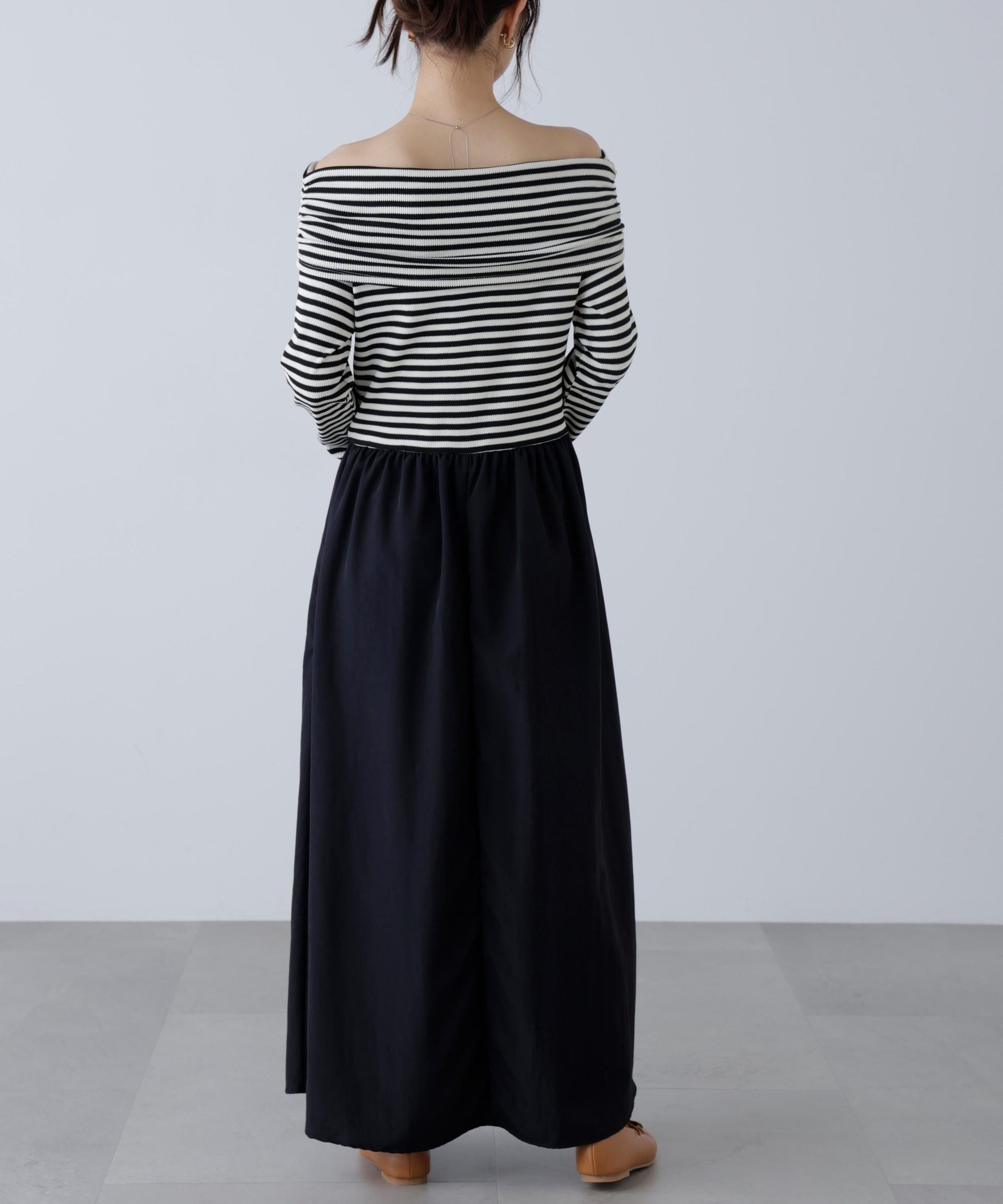 オフショルドッキングワンピース ボーダー1