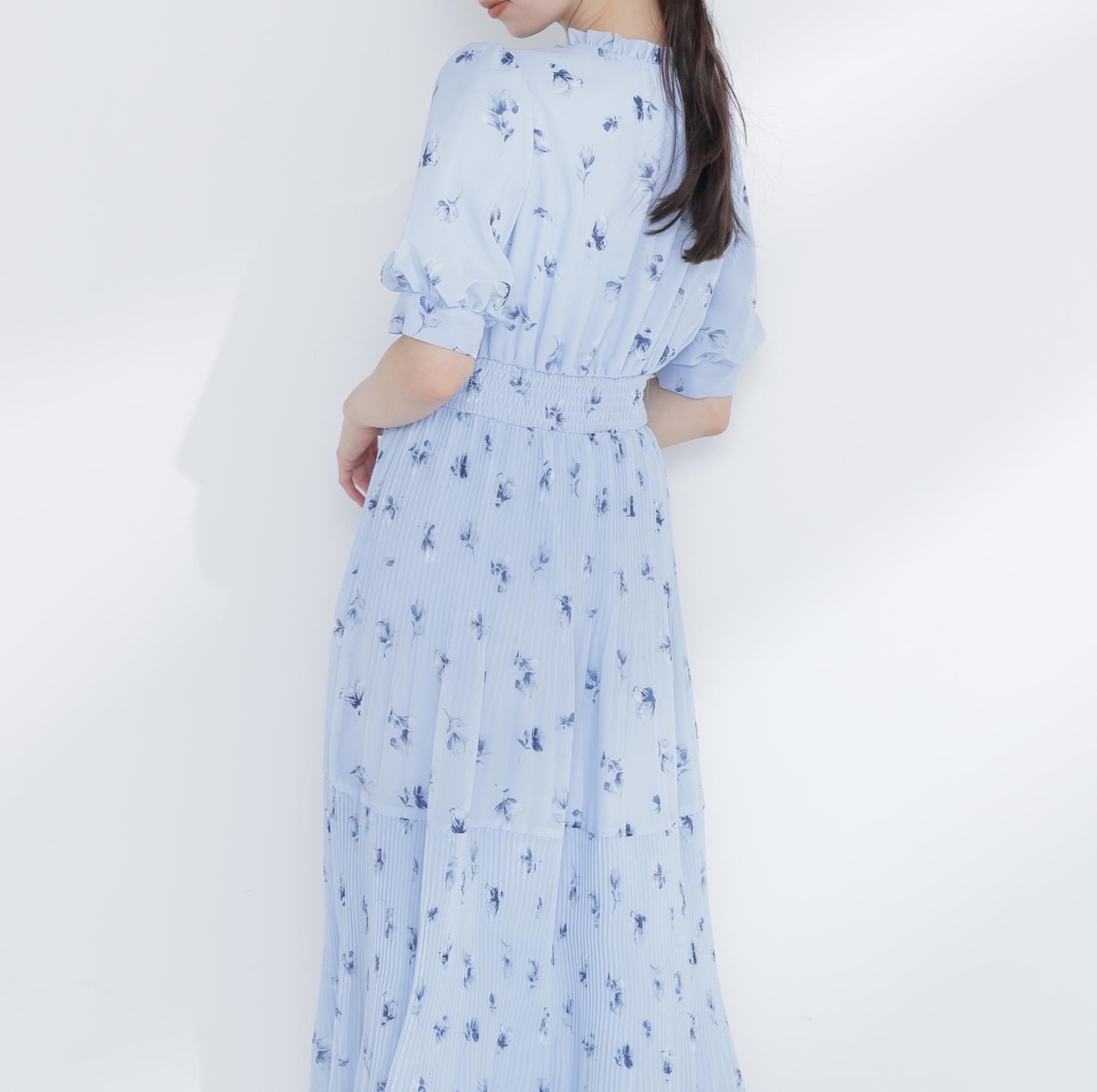 ぼかしフラワープリントワンピース ブルー系2