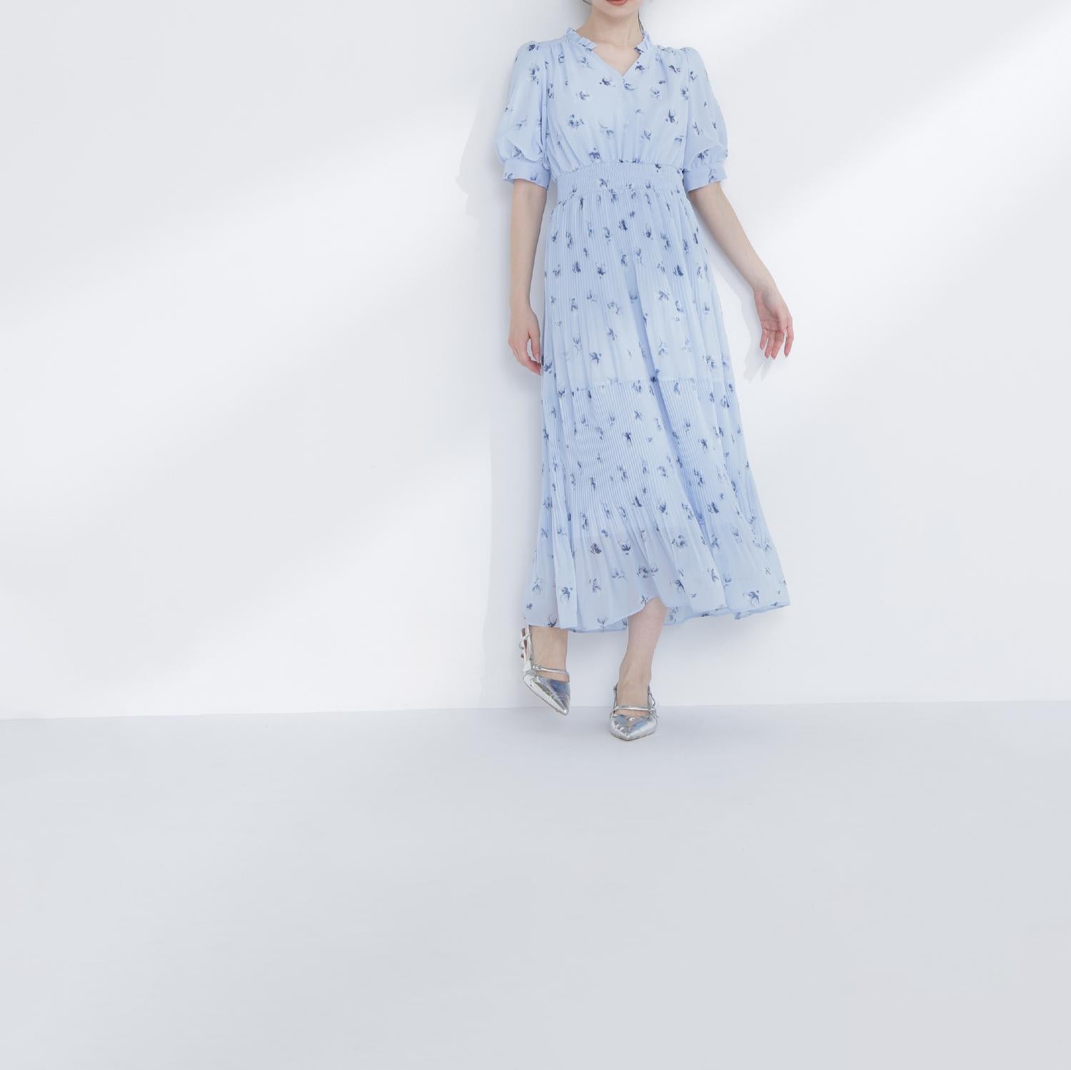 ぼかしフラワープリントワンピース ブルー系2