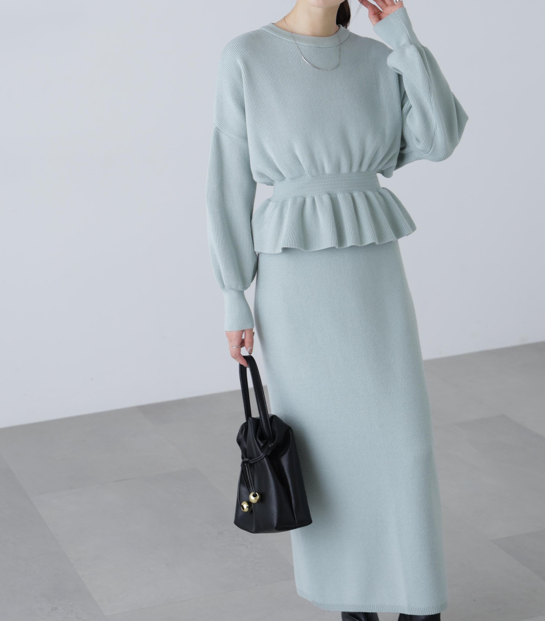 ペプラムニットセットアップ ライトブルー