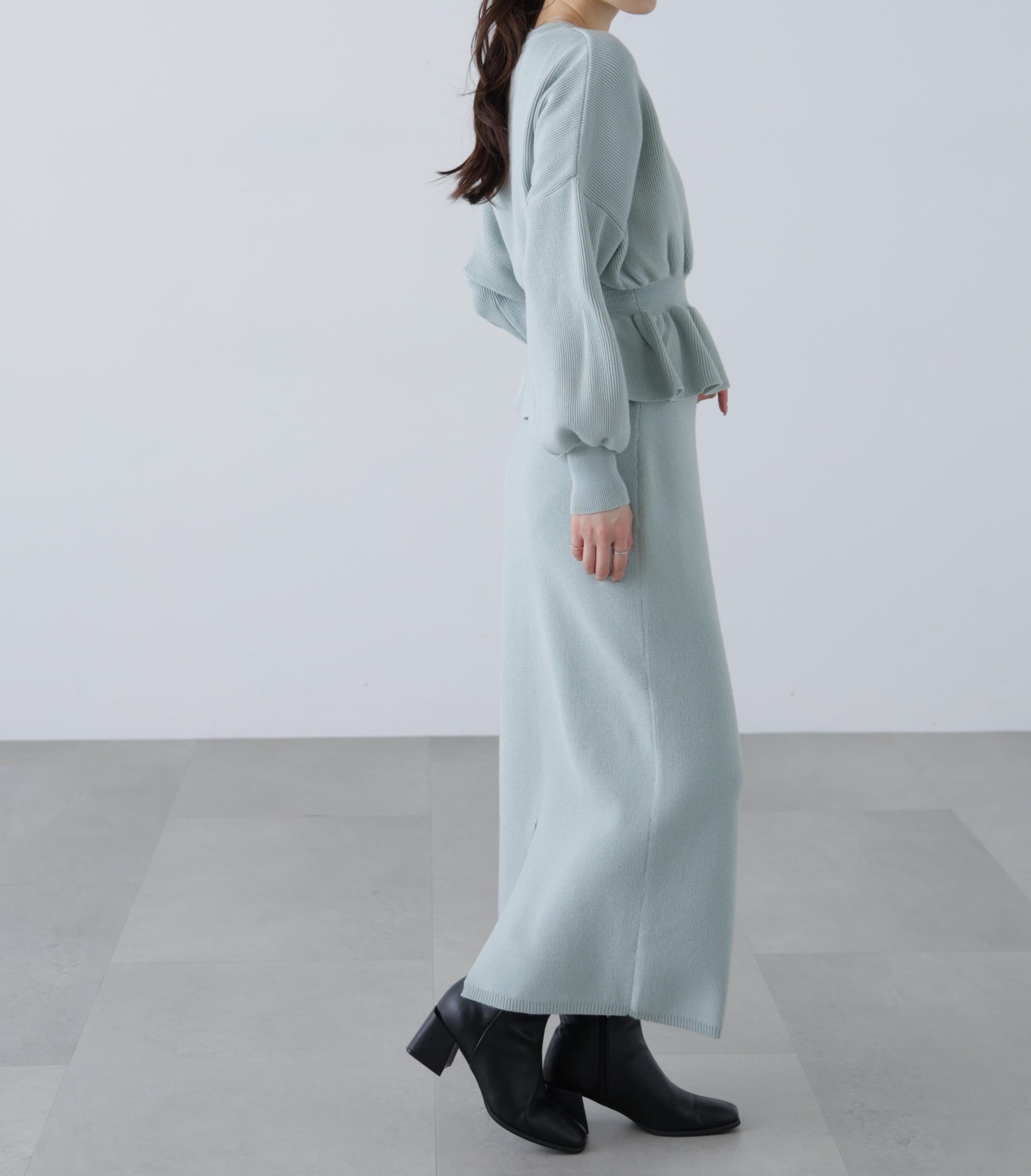 ペプラムニットセットアップ ライトブルー
