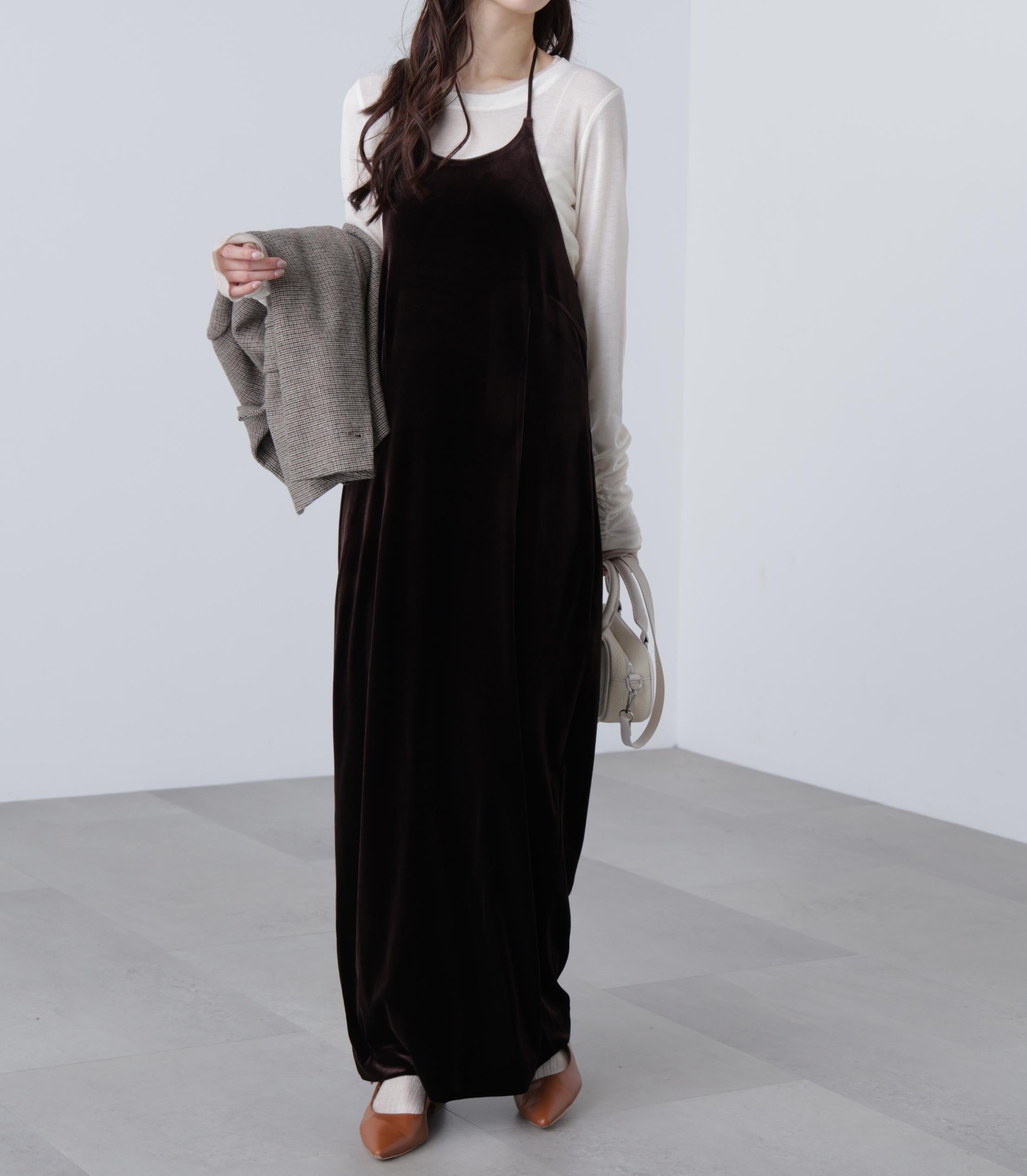 ホルターネックベロアキャミワンピース ブラウン