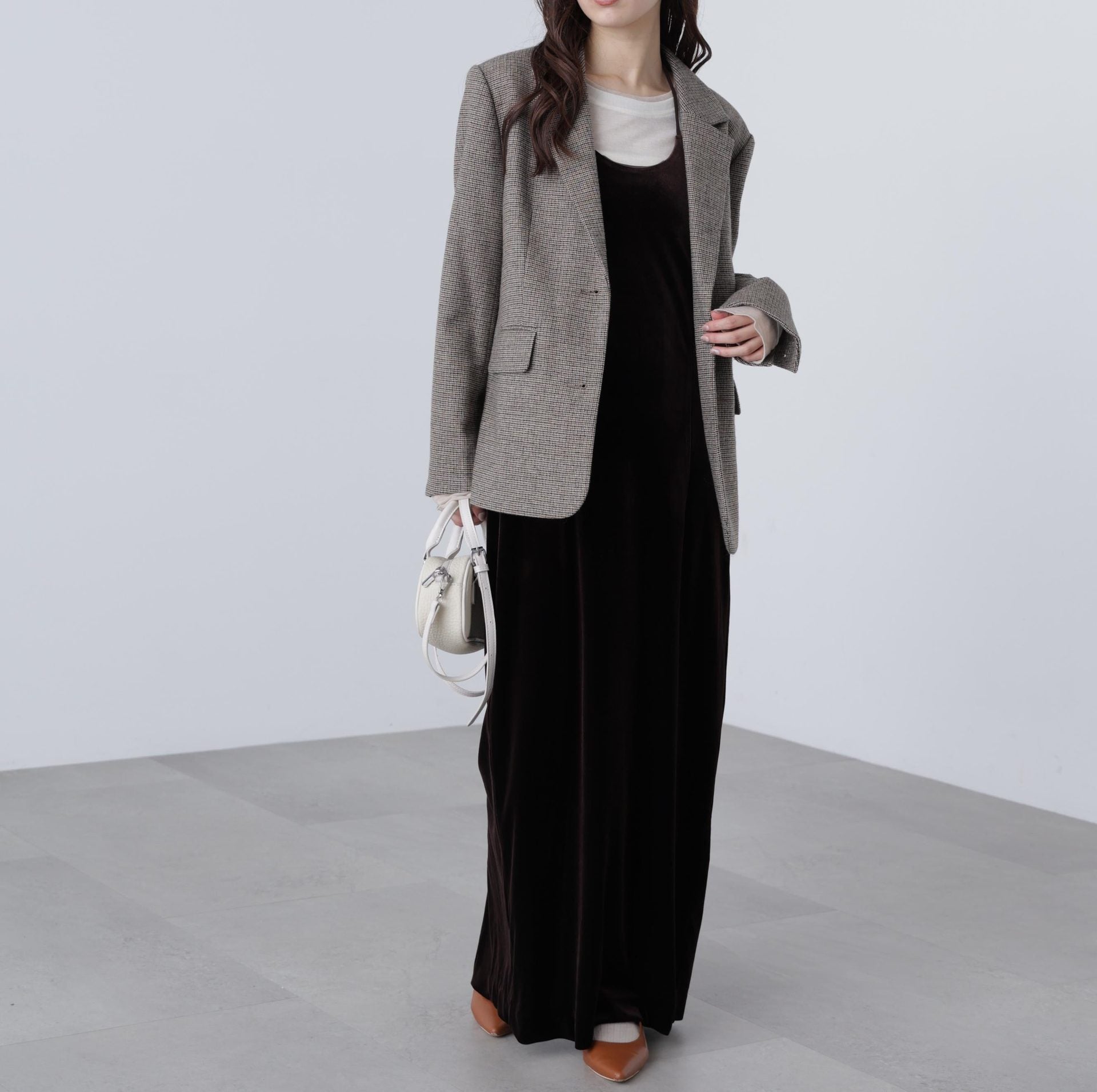 ホルターネックベロアキャミワンピース ブラウン