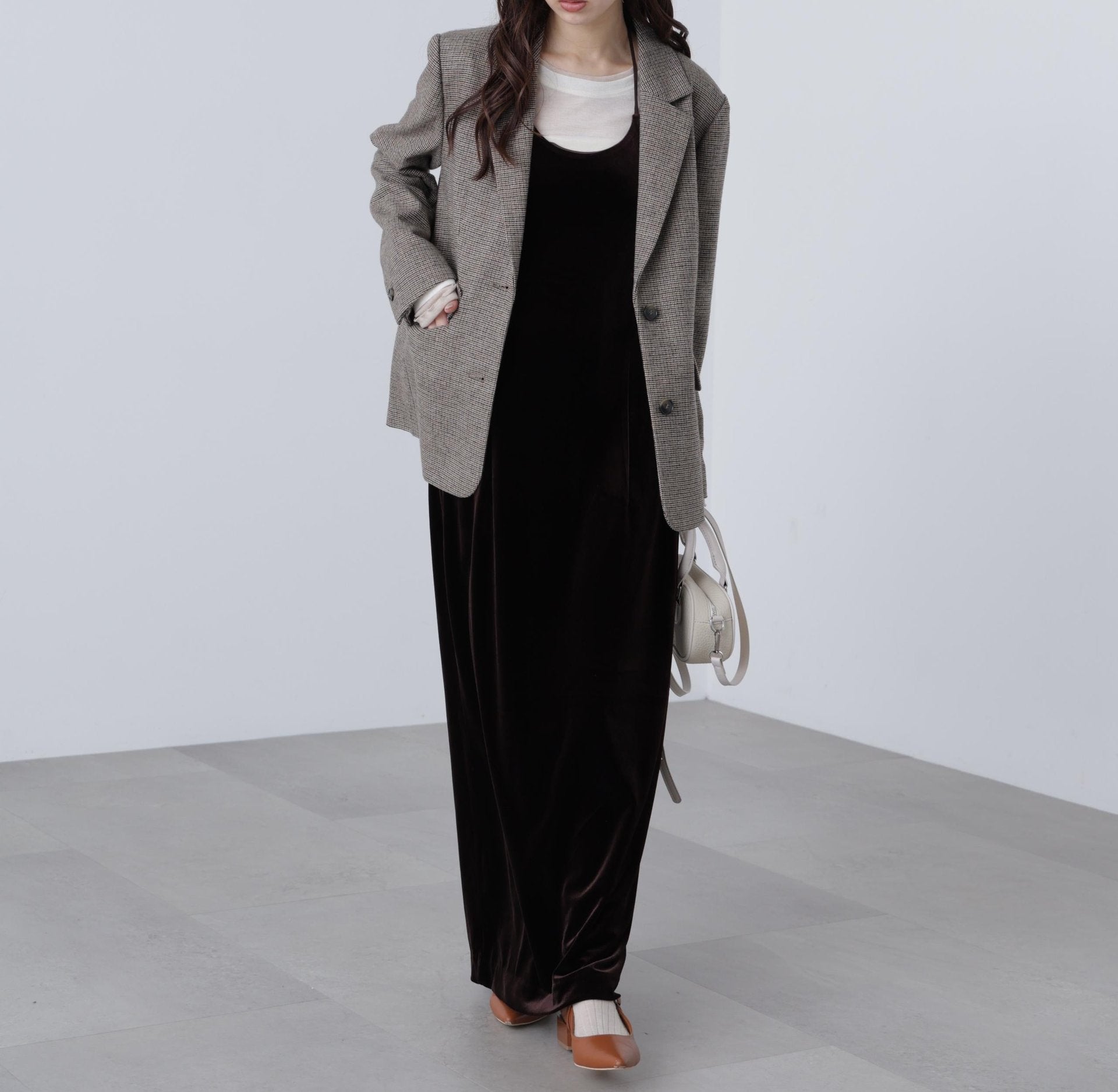 ホルターネックベロアキャミワンピース ブラウン