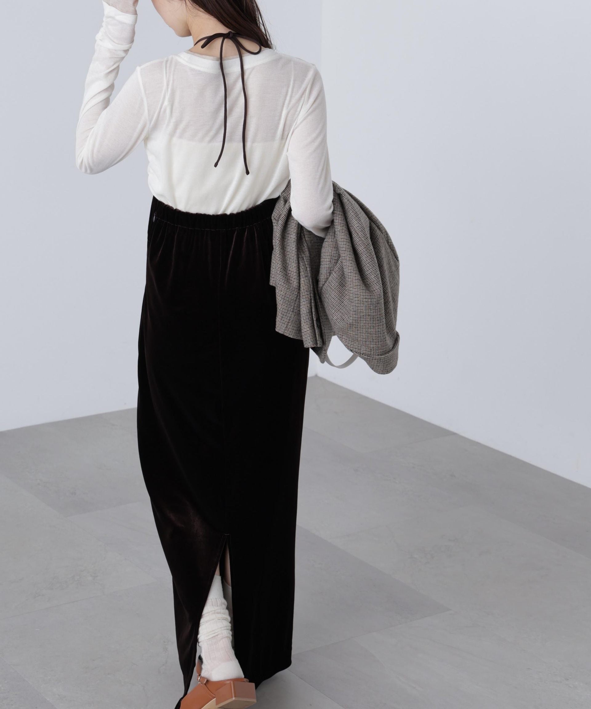 ホルターネックベロアキャミワンピース ブラウン