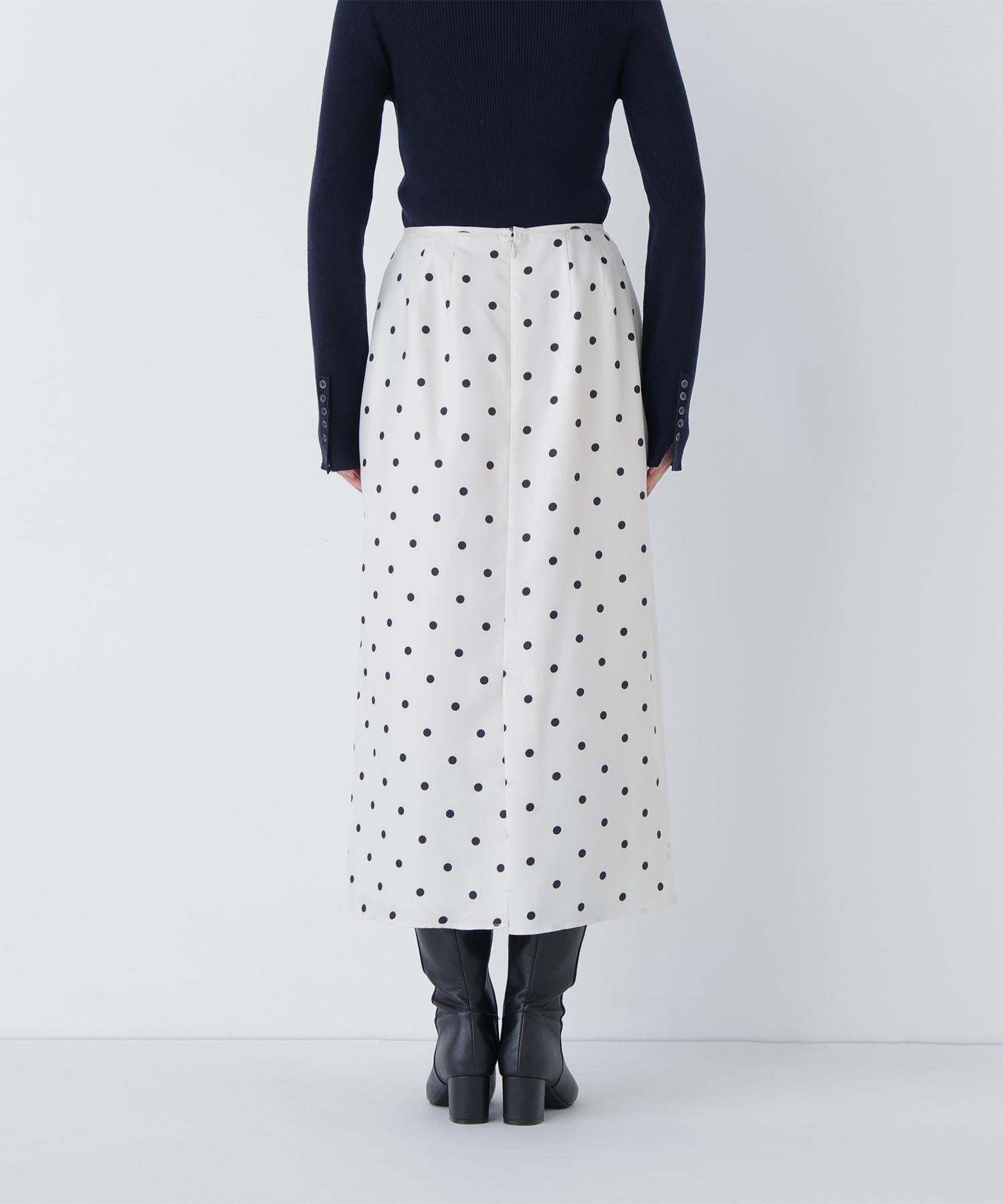 ドットサテンタイトスカート オフホワイトベース2