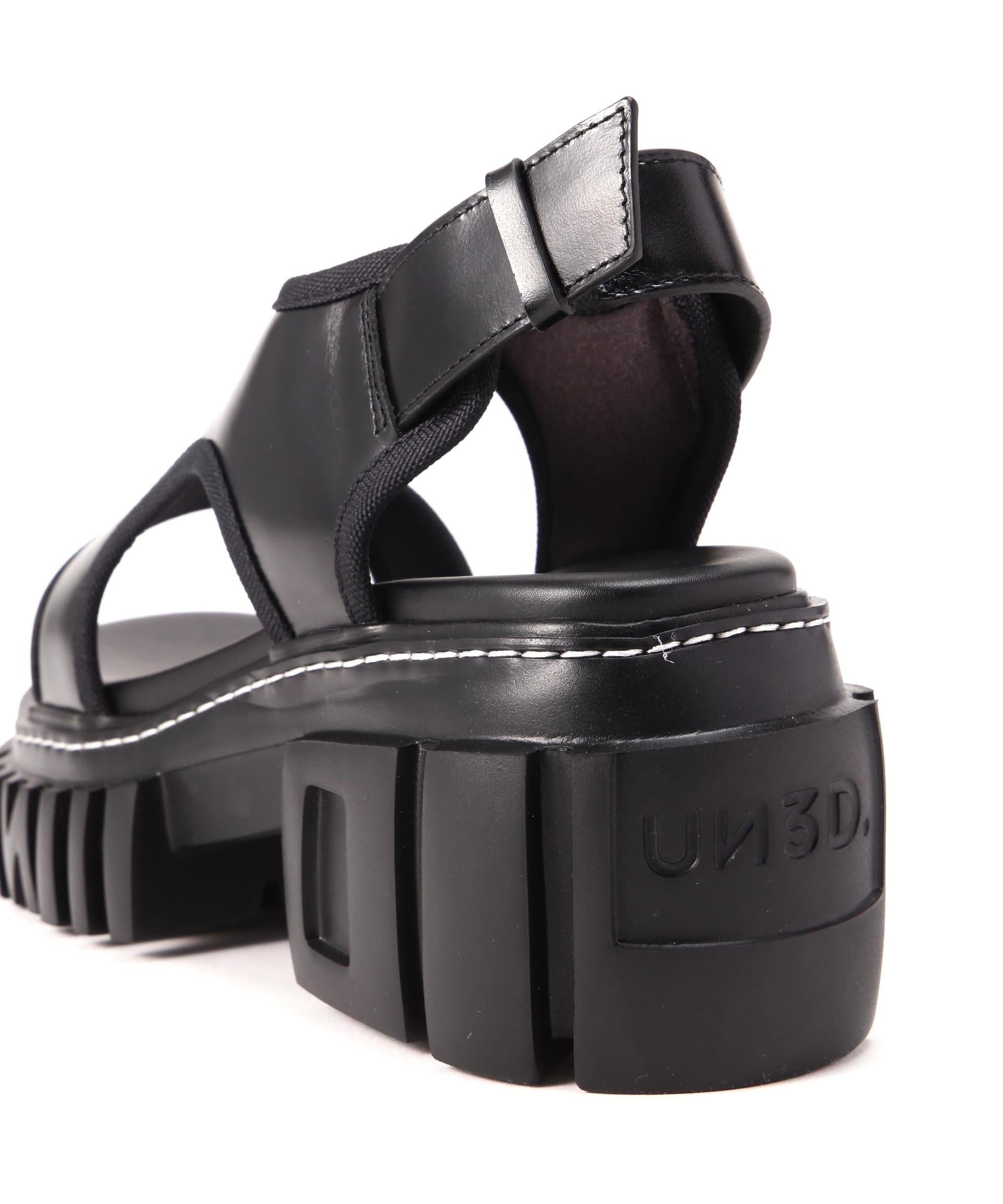 UN3D./アンスリード/HOLE CUTTING LEATHE> SANDAL ブラック