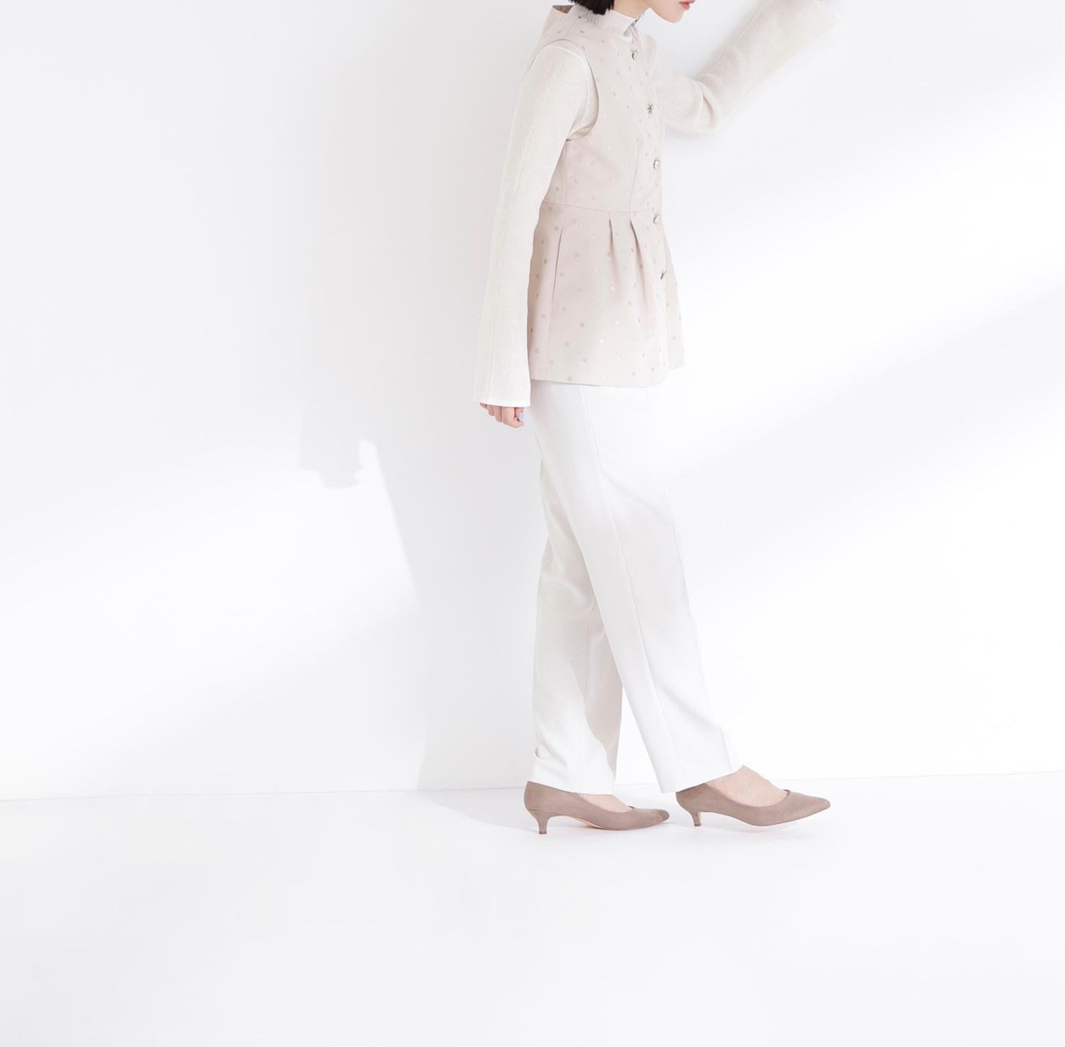 カラーテーパードパンツ オフベージュ