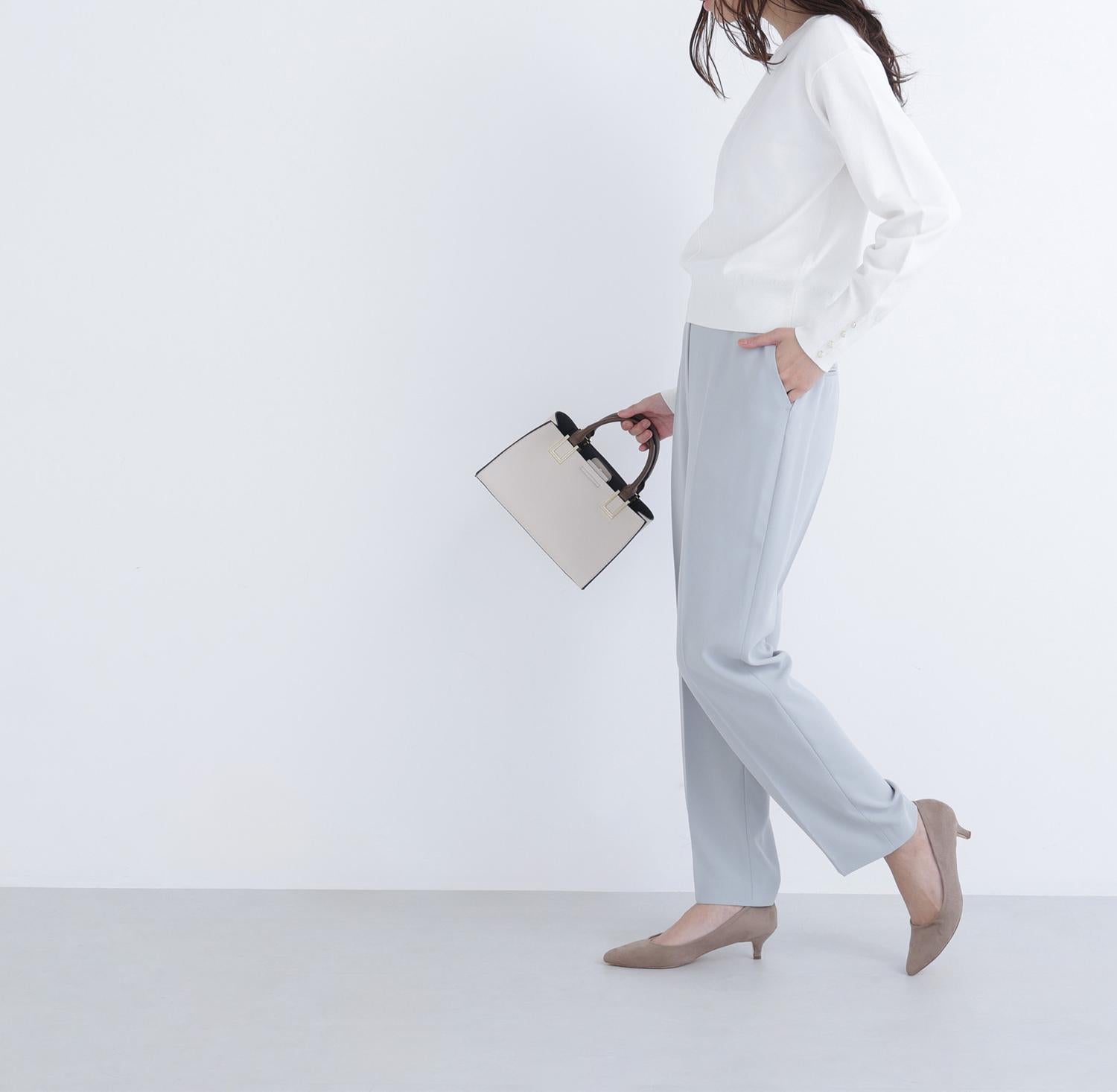 カラーテーパードパンツ ライトグリーン