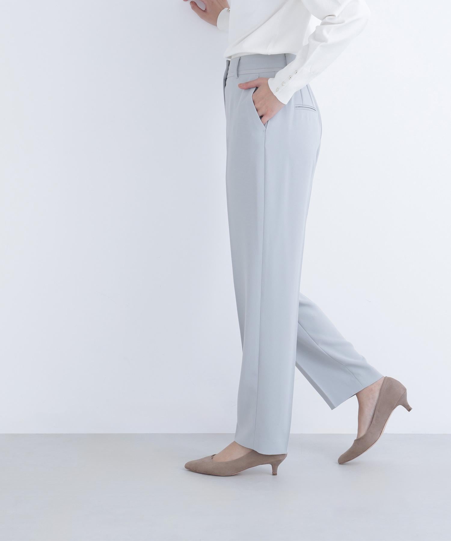 カラーテーパードパンツ ライトグリーン